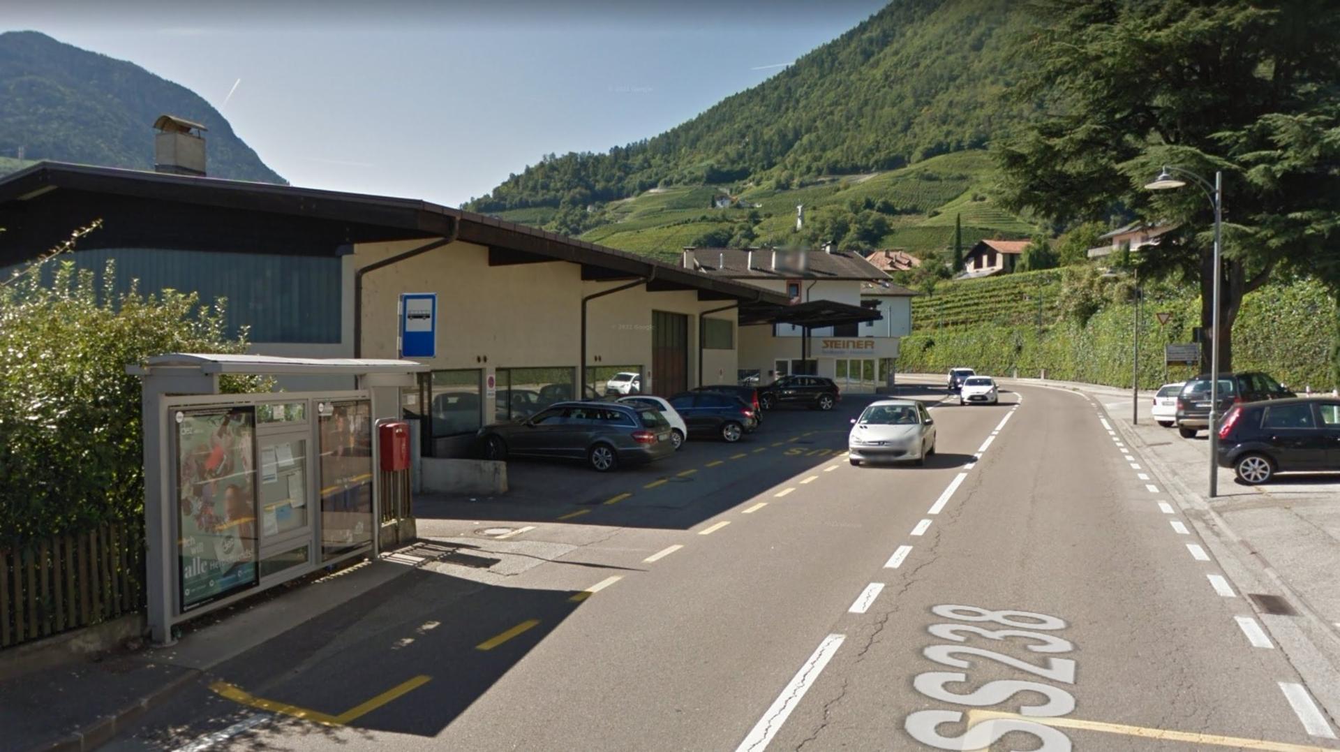 Impianto PENSILINA a Lana, in zona Buchbinderei Spechtenhauser