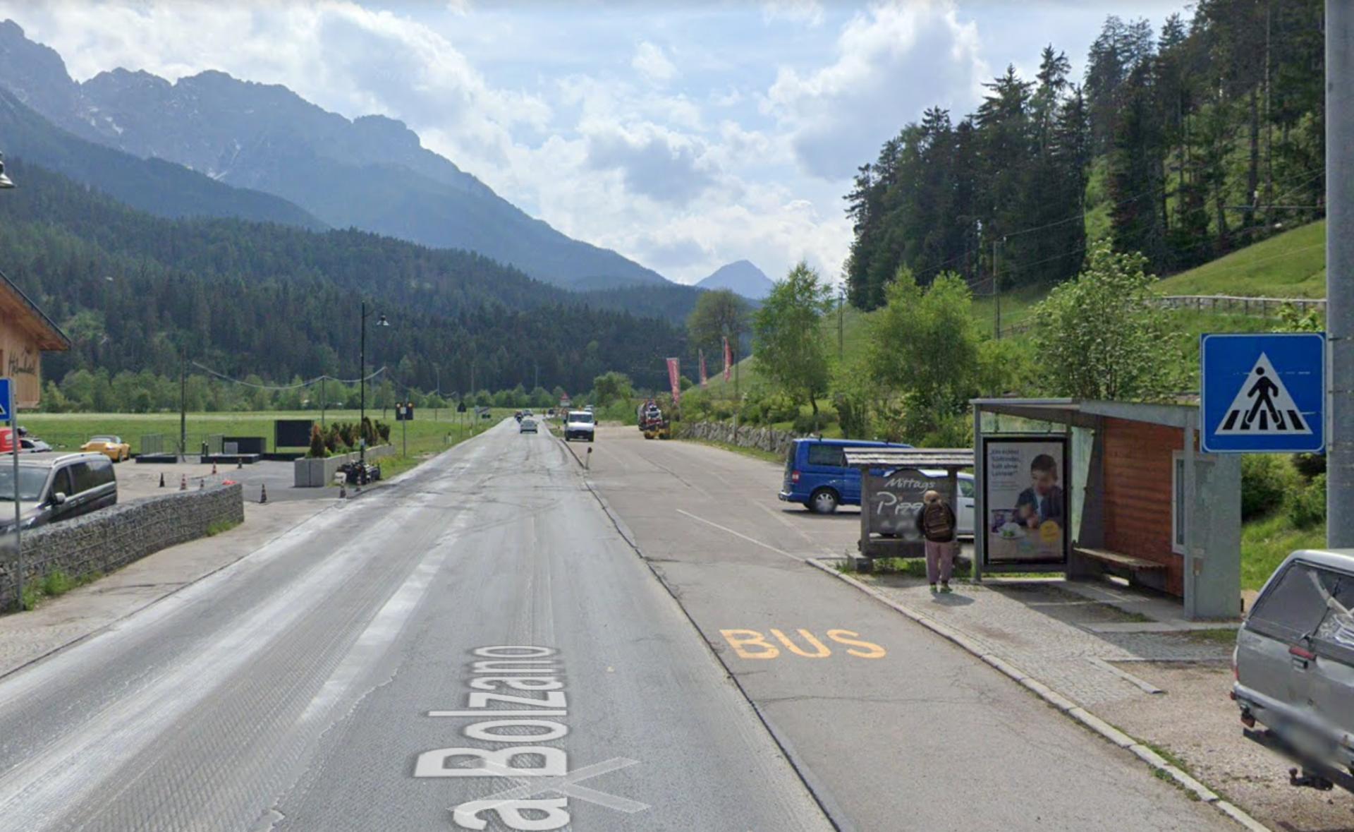 Impianto PENSILINA a San Candido, in zona Pizzeria Ristorante Helmhotel