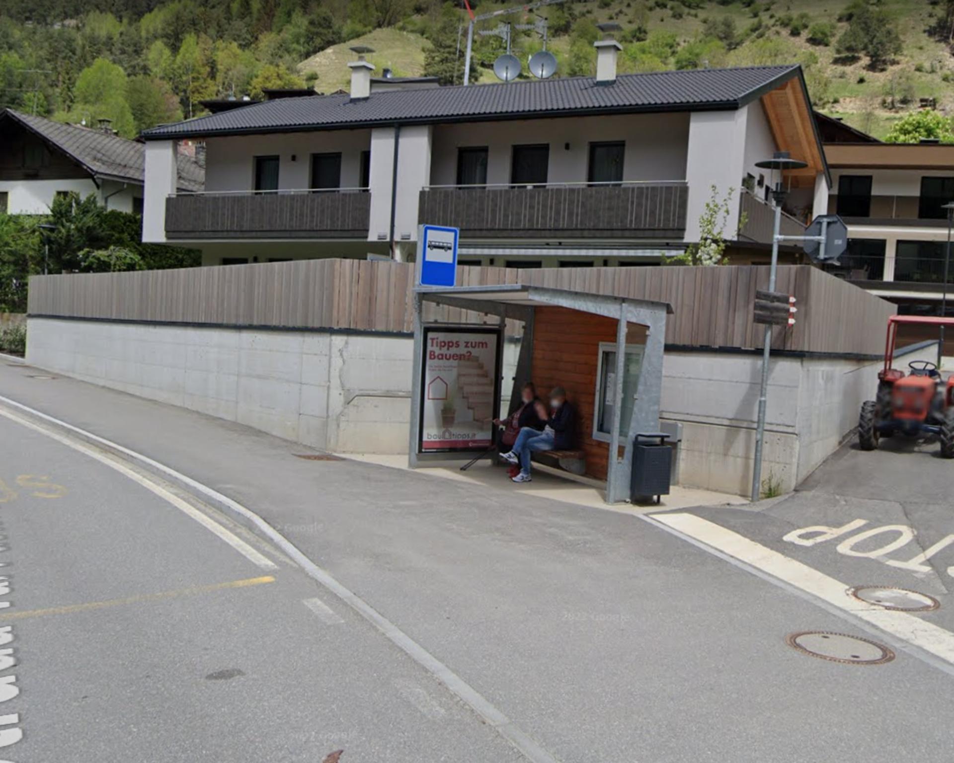 Impianto PENSILINA a Vandoies, in zona Grundschule Obervintl - Scuola elementare di lingua tedesca Vandoies di Sopra
