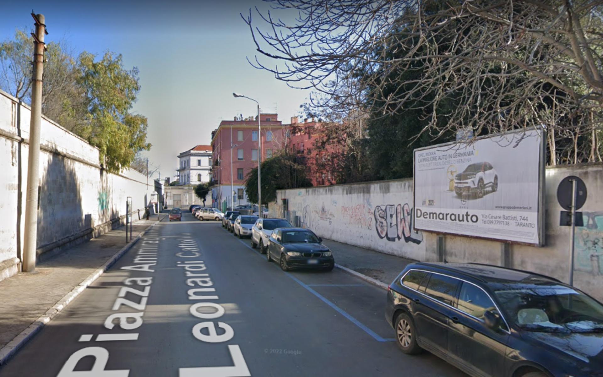 Impianto 6 X 3 a Taranto, in zona Giacoia uniformi 1899