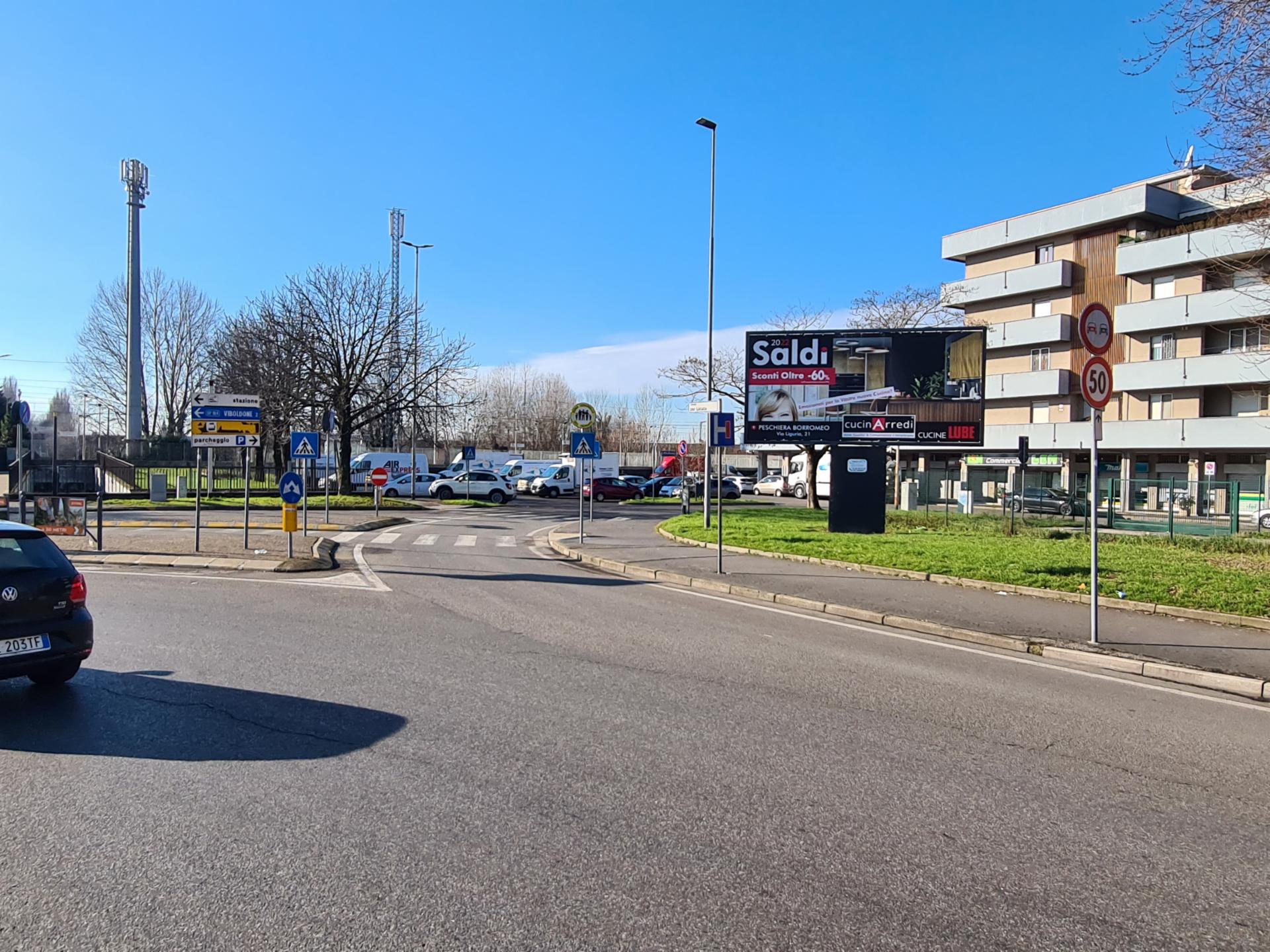 Impianto a S.S. 9 ROTATORIA ENTRATA PARK STAZIONE LATO DX  San Giuliano Milanese