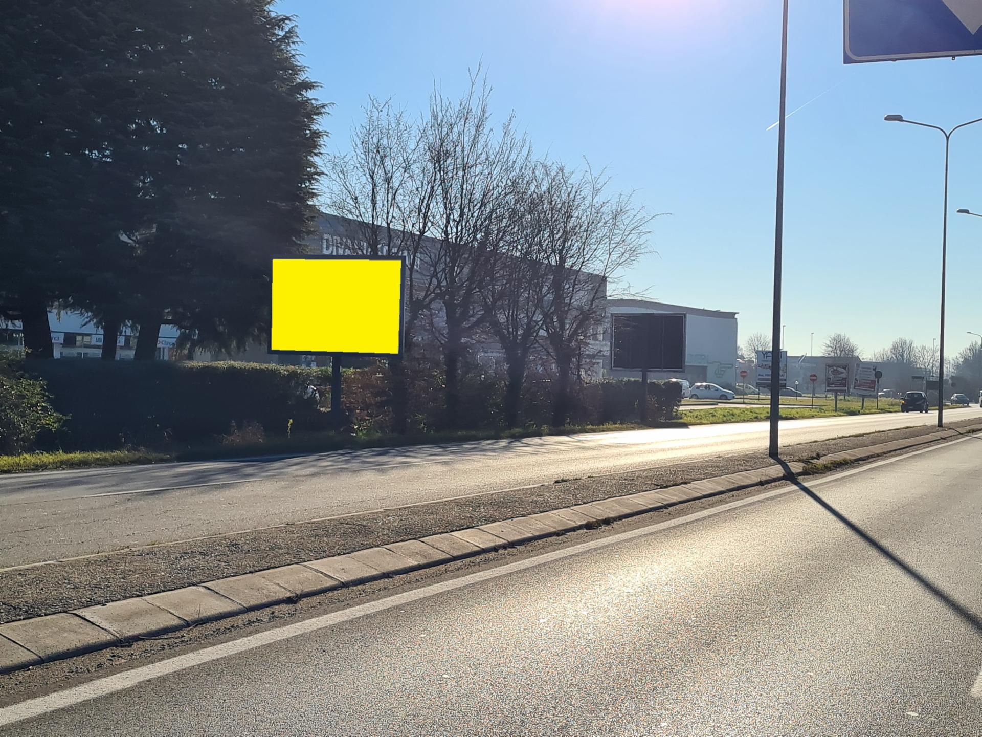 Impianto a S.P. 121 KM 7 + 391 dx dir. Carugate  Carugate