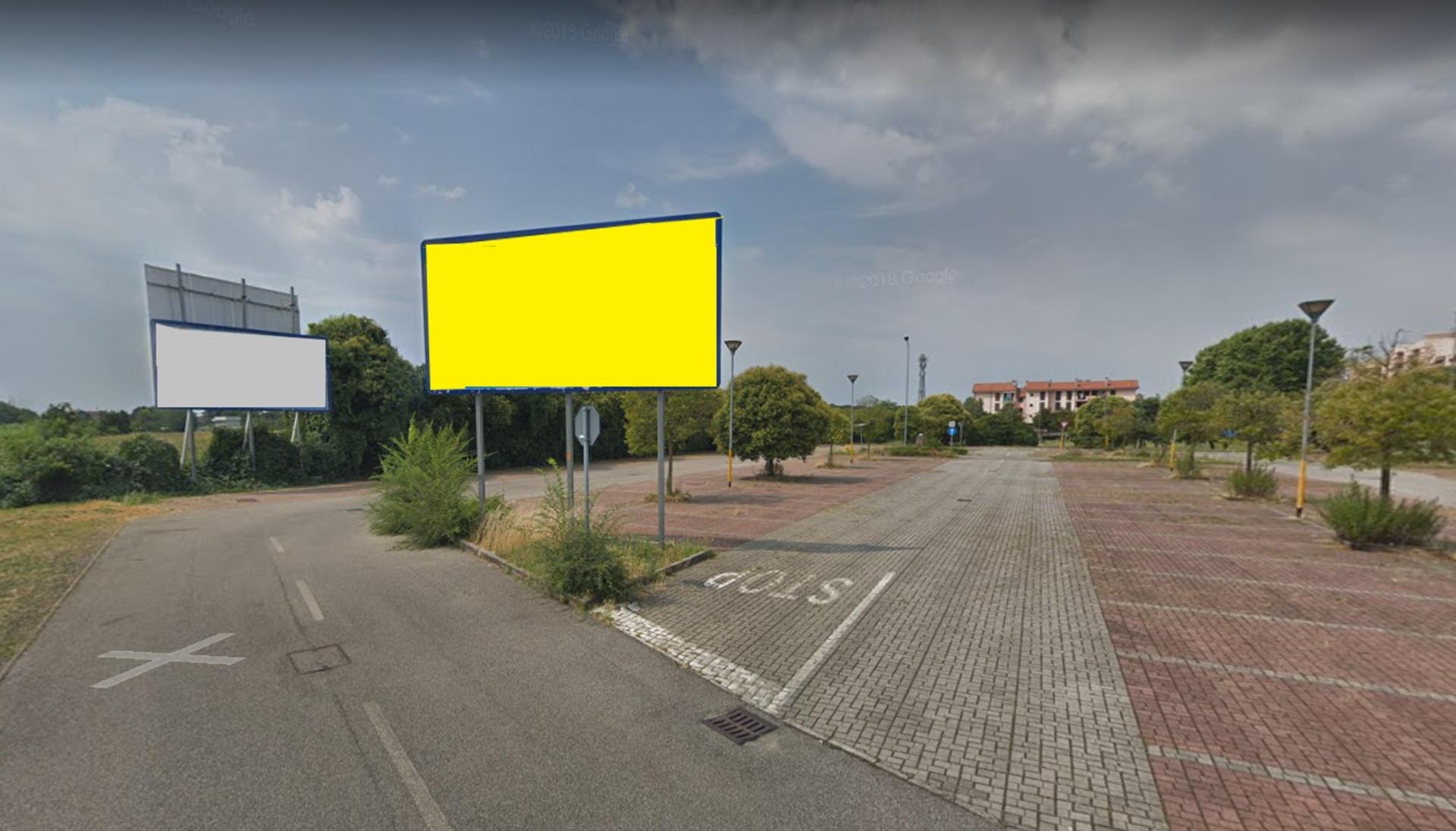 Impianto 6 X 3 a Paderno Dugnano, in zona Risto Le Giraffe