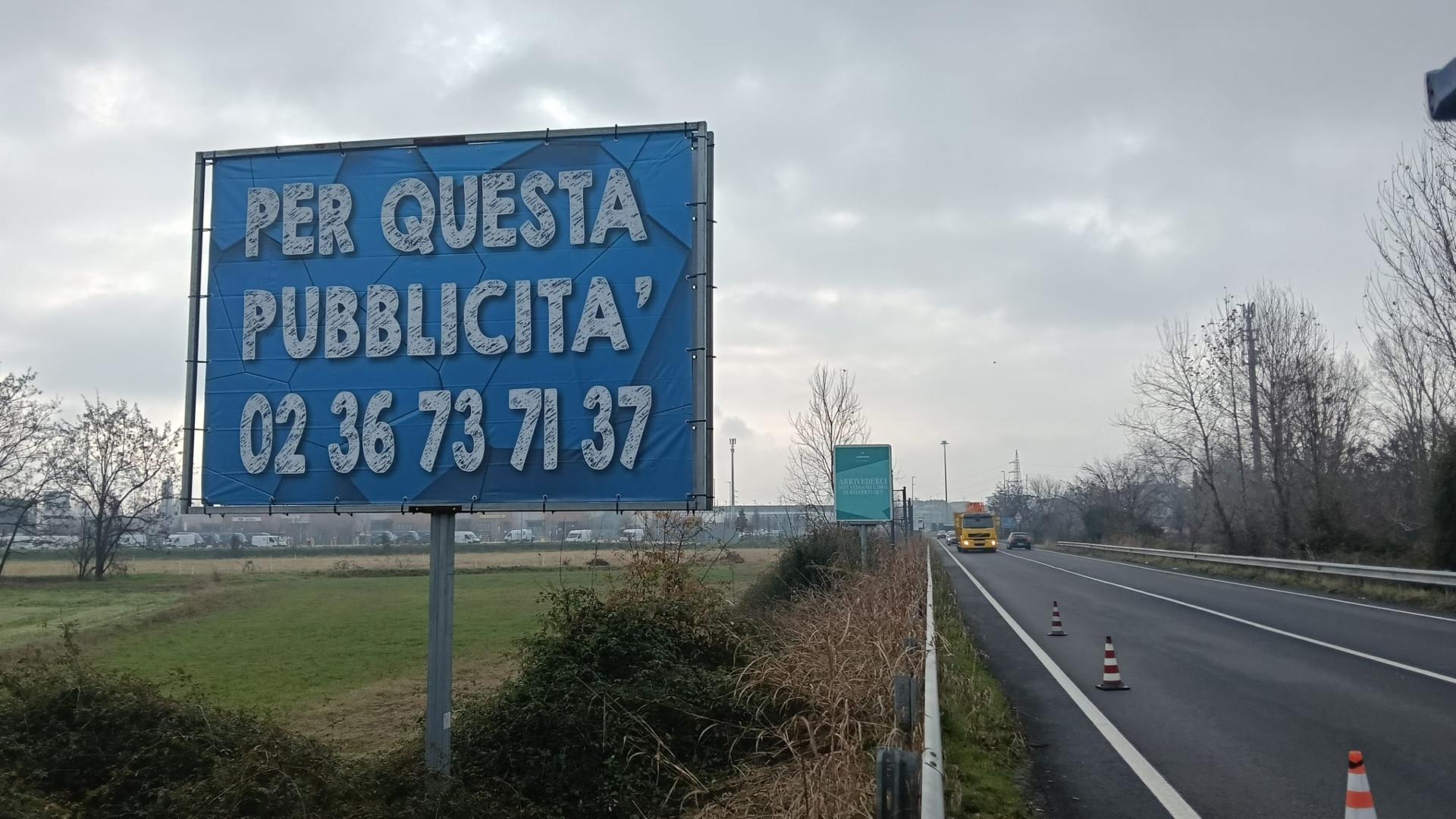 Impianto POSTER a Pioltello, in zona Scuola Secondaria di primo grado Iqbal Masih