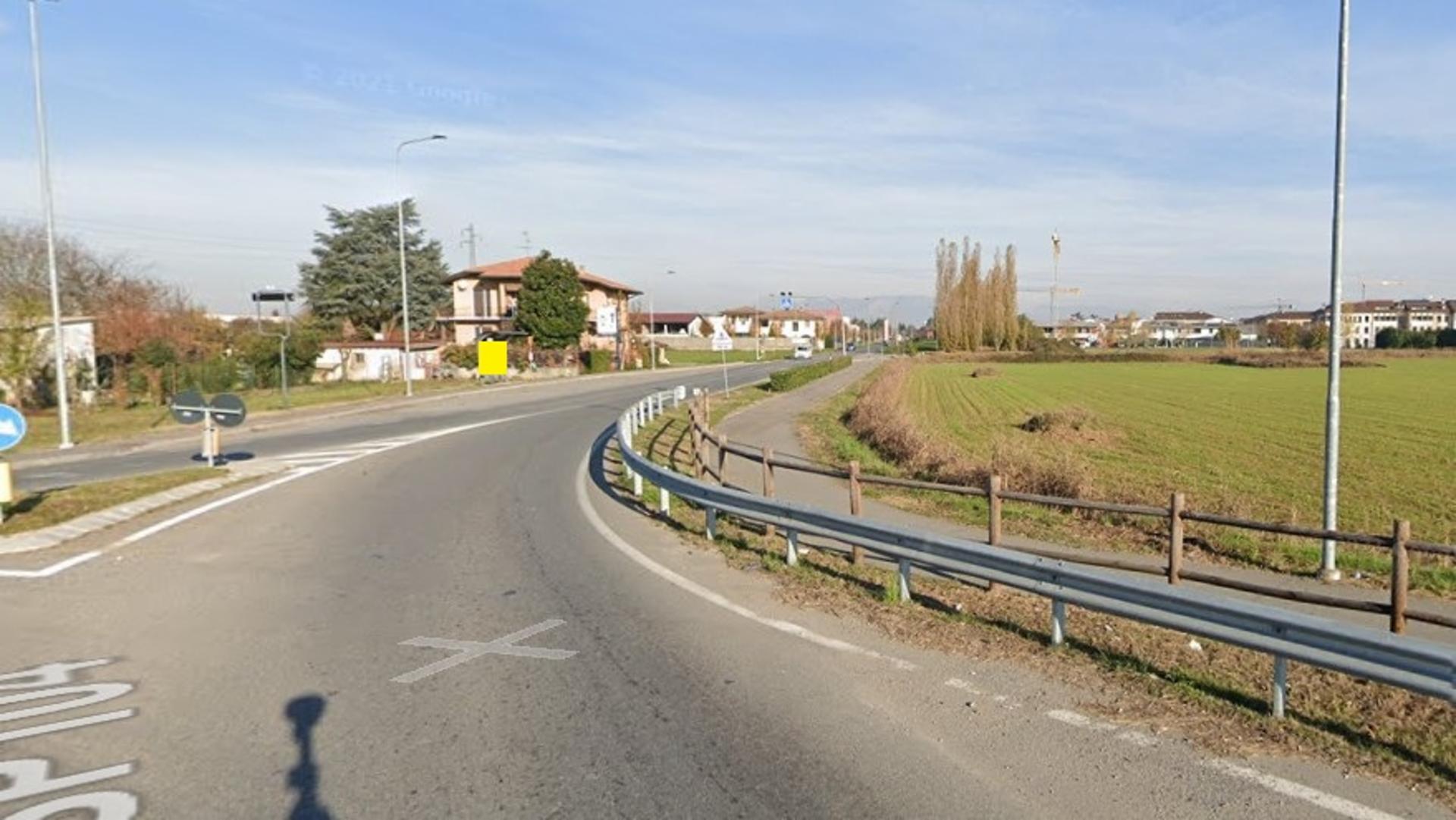 Impianto PENSILINA a Vaprio d'Adda, in zona Teresaacconciature