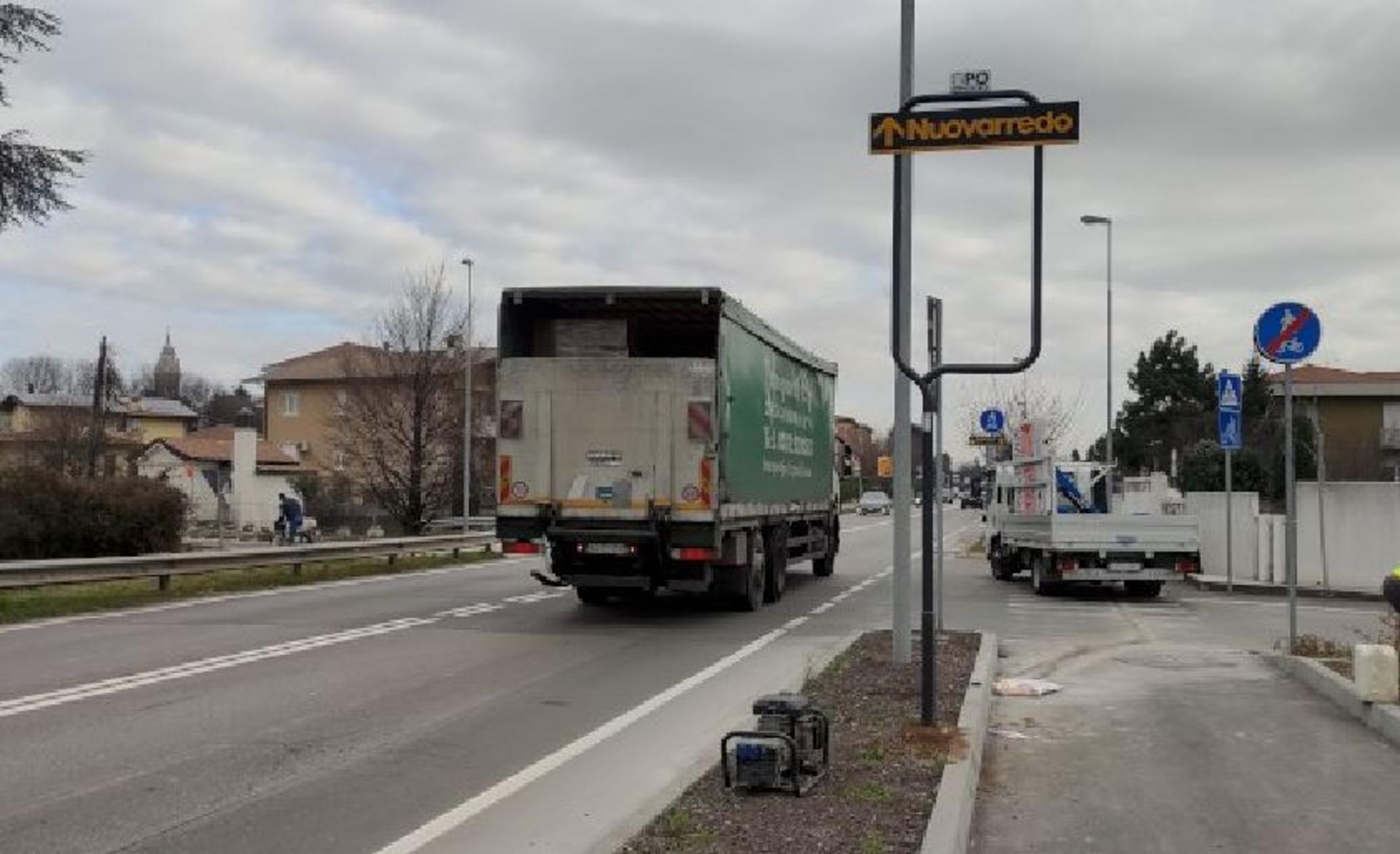 Impianto a S.S. 525 Km. 9+720/sx  Osio Sotto