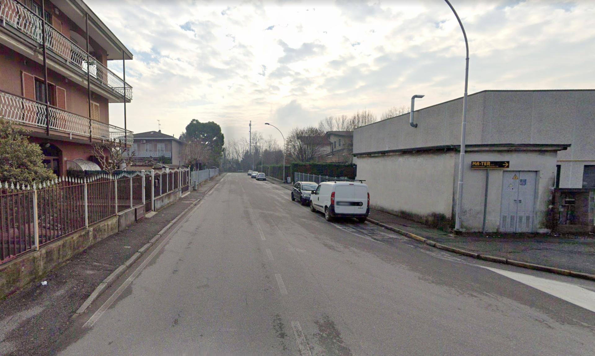 Impianto FRECCE / PREINSEGNE a Pessano con Bornago, in zona iN's Mercato