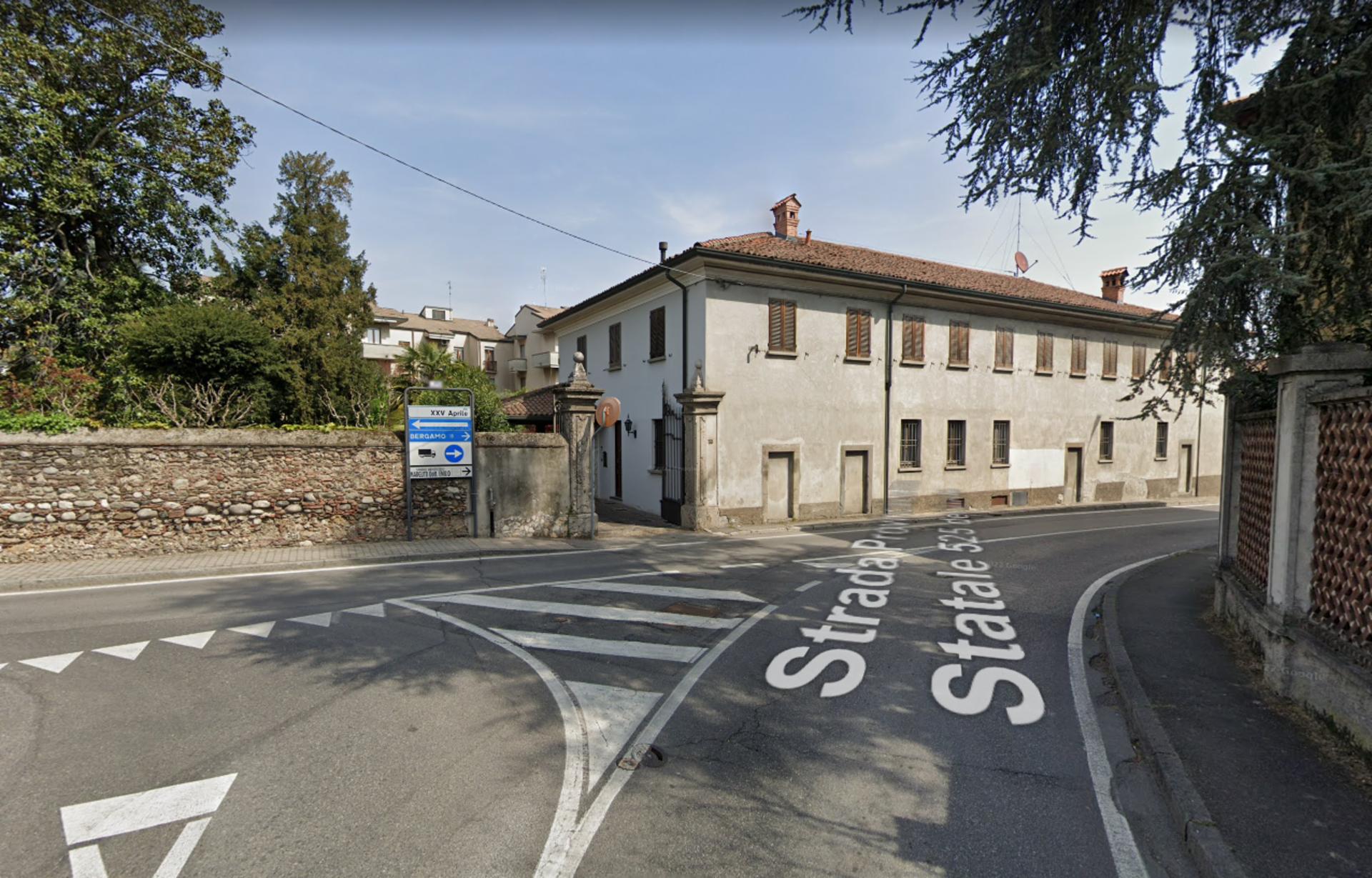 Impianto a VIA Mazzini angolo Via XXV Aprile  Vaprio d'Adda