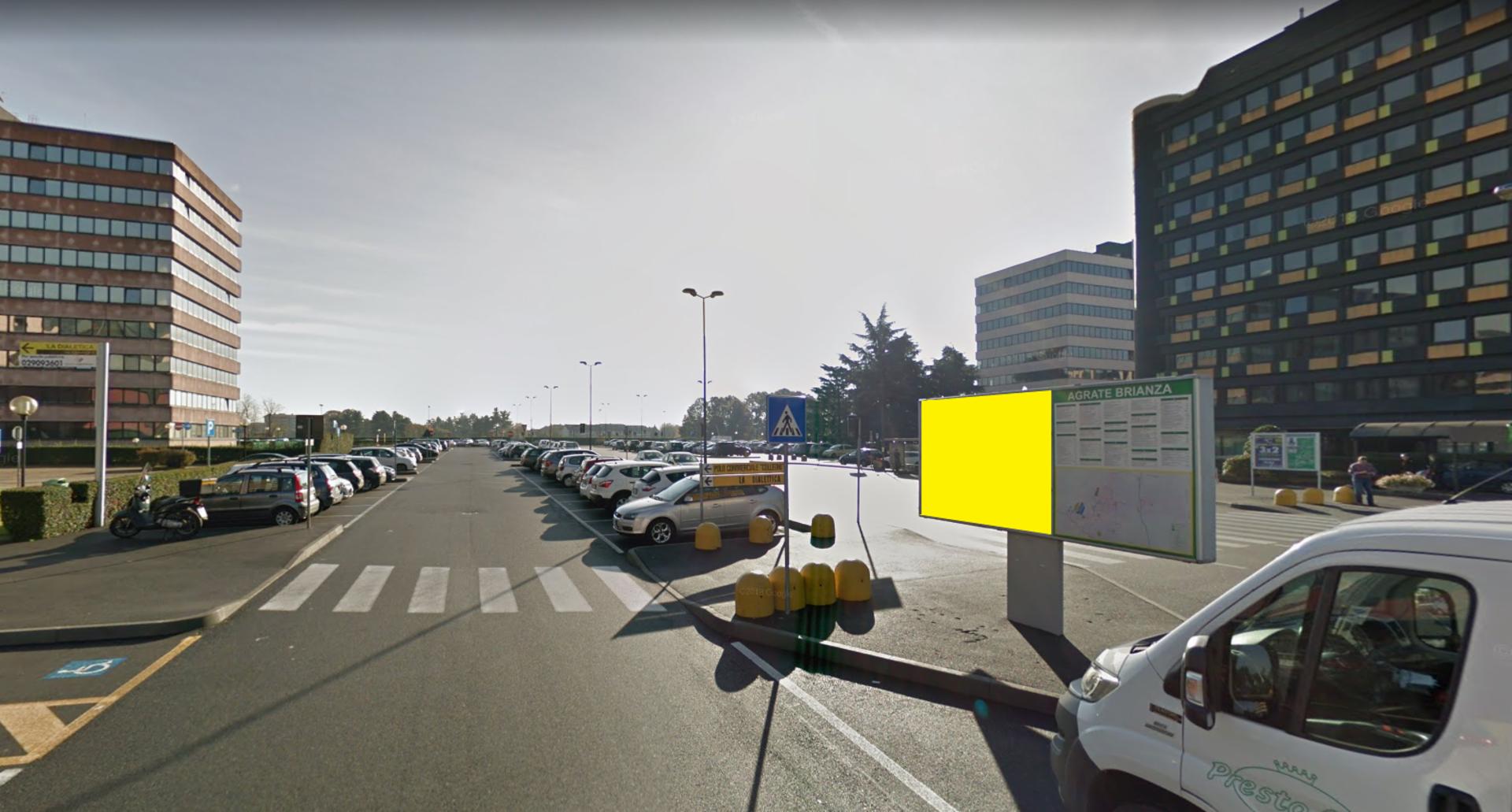 Impianto CARTELLONISTICA a Agrate Brianza, in zona Mercure