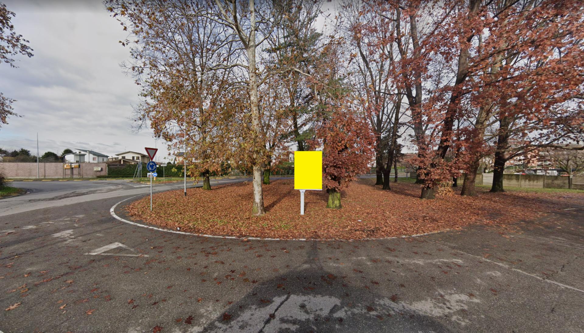 Impianto CARTELLONISTICA a Cavenago di Brianza, in zona Il Ranocchio
