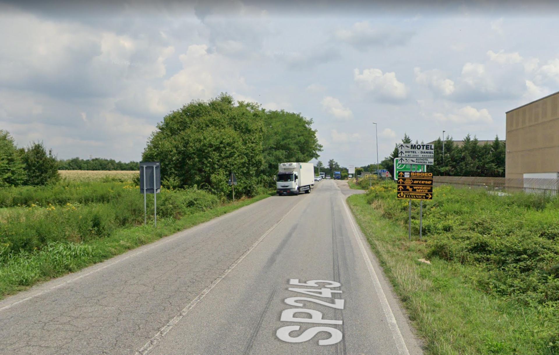 Impianto a S.P. 245 Km. 5+050/dx (delle Industrie angolo Via Rio Vallone)  Cambiago