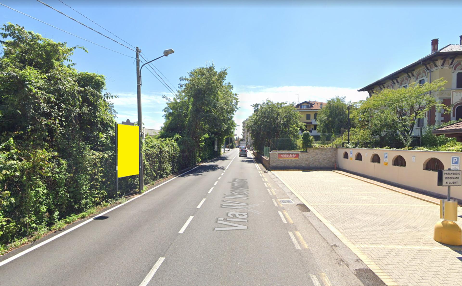 Impianto CARTELLONISTICA a Jerago con Orago, in zona Comoli Ferrari