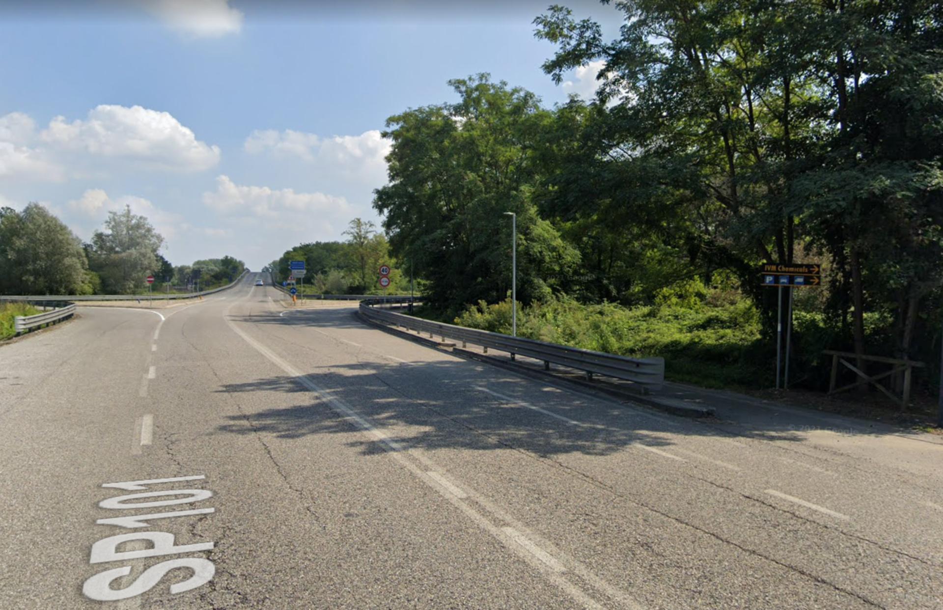Impianto a S.P. 101 Km. 1+045/sx (prima di svincolo con S.S. 494)  Parona
