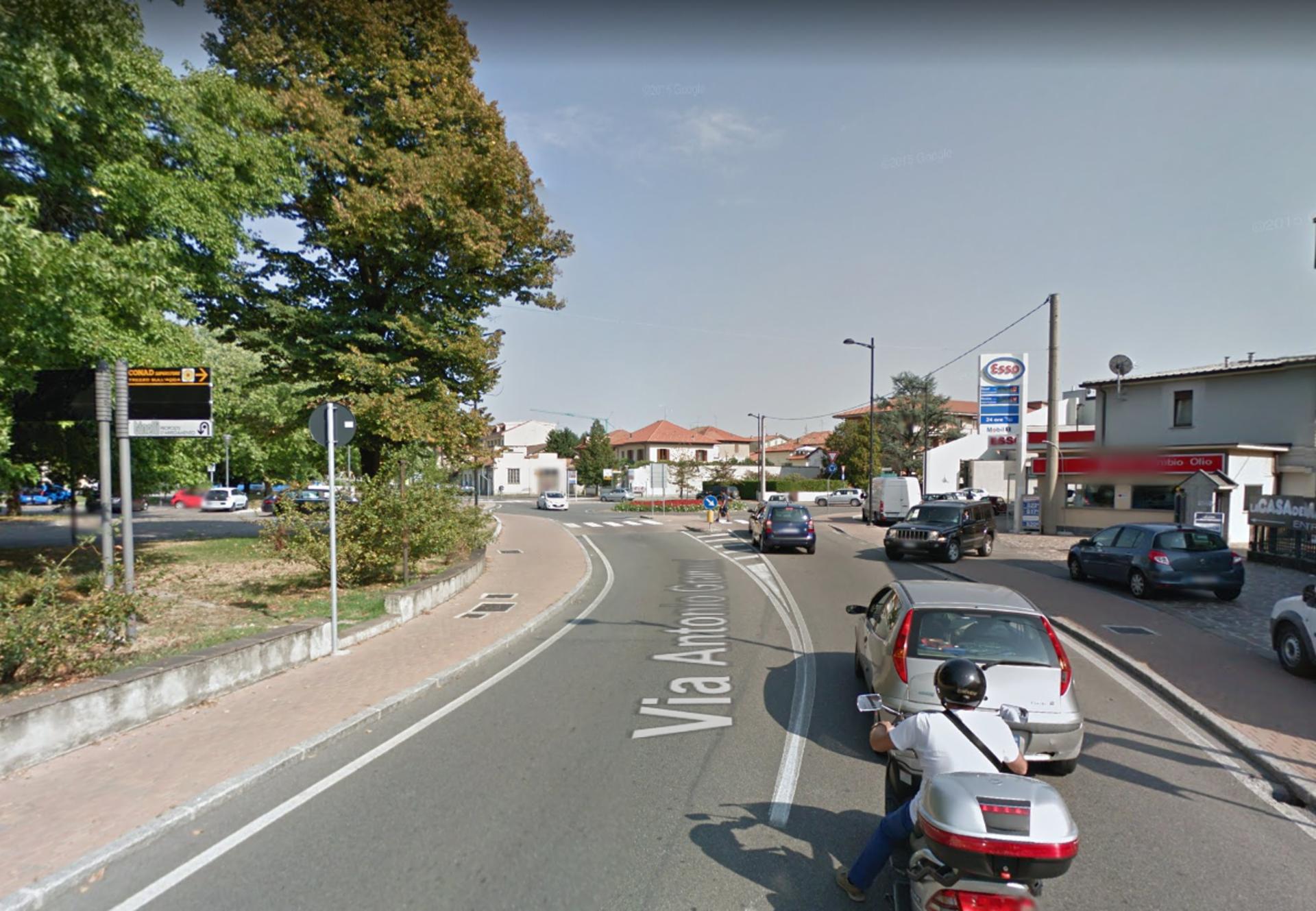 Impianto a VIA Gramsci angolo Piazza Italia  Trezzo sull'Adda