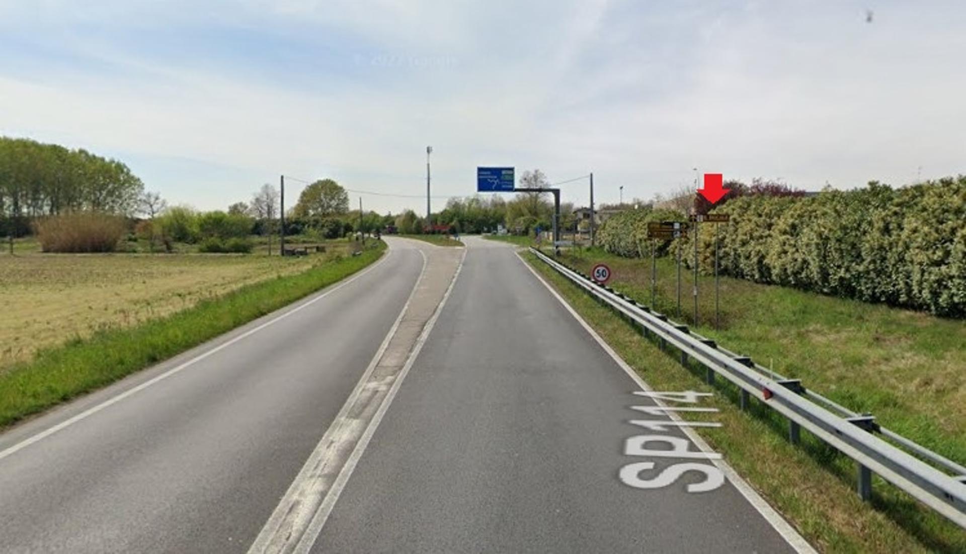 Impianto frecce / preinsegne a Cisliano