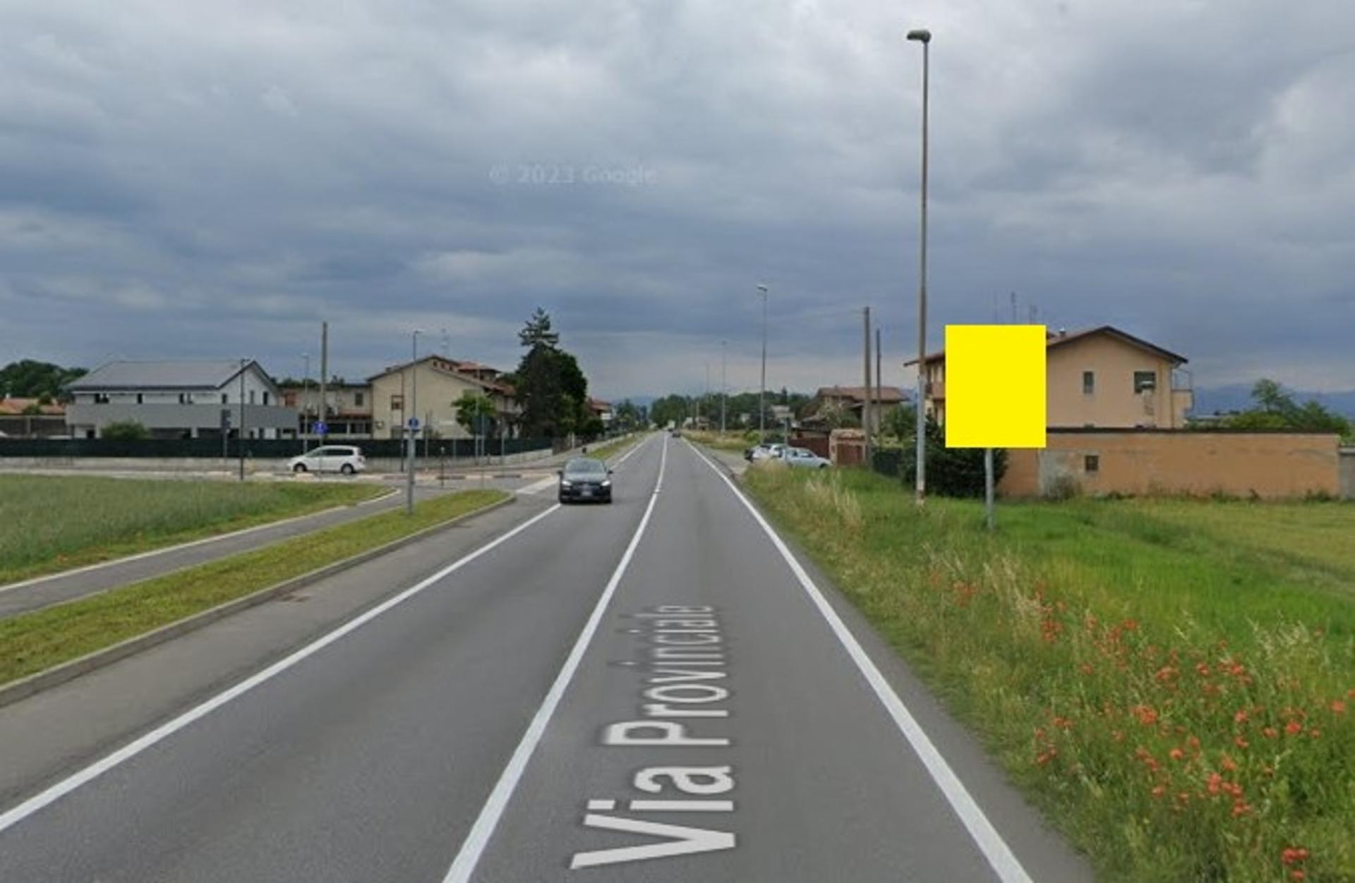 Impianto CARTELLONISTICA a Lurano, in zona Gabu in cascina