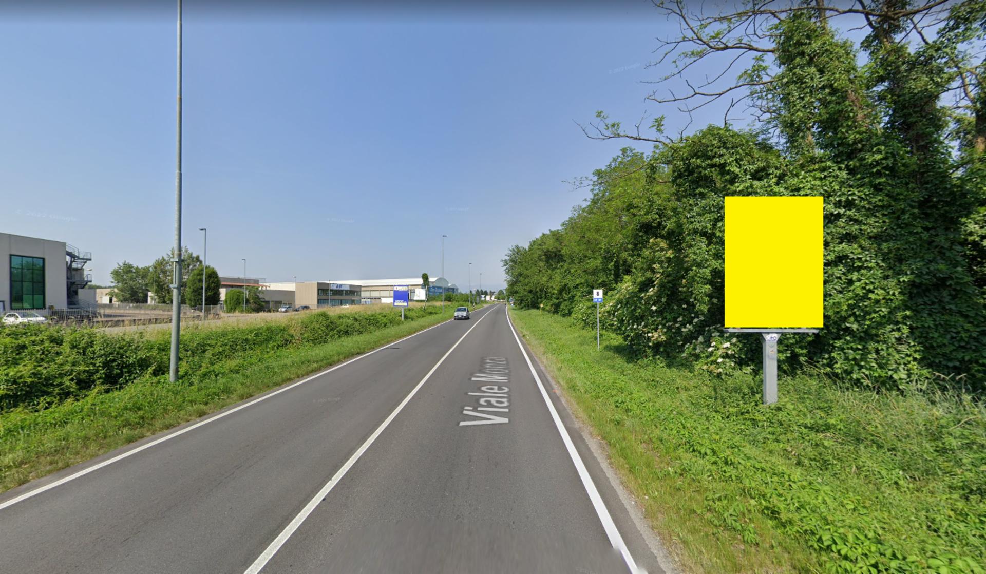 Impianto CARTELLONISTICA a Usmate Velate, in zona Tigotà