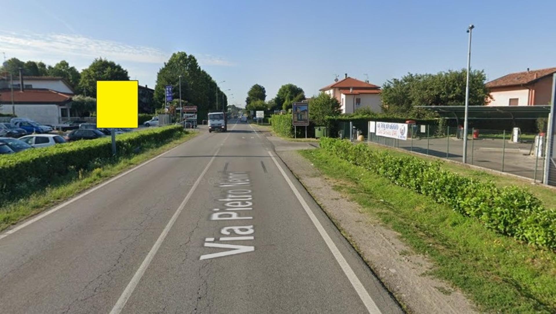 Impianto CARTELLONISTICA a Cairate, in zona Flamant d'Or