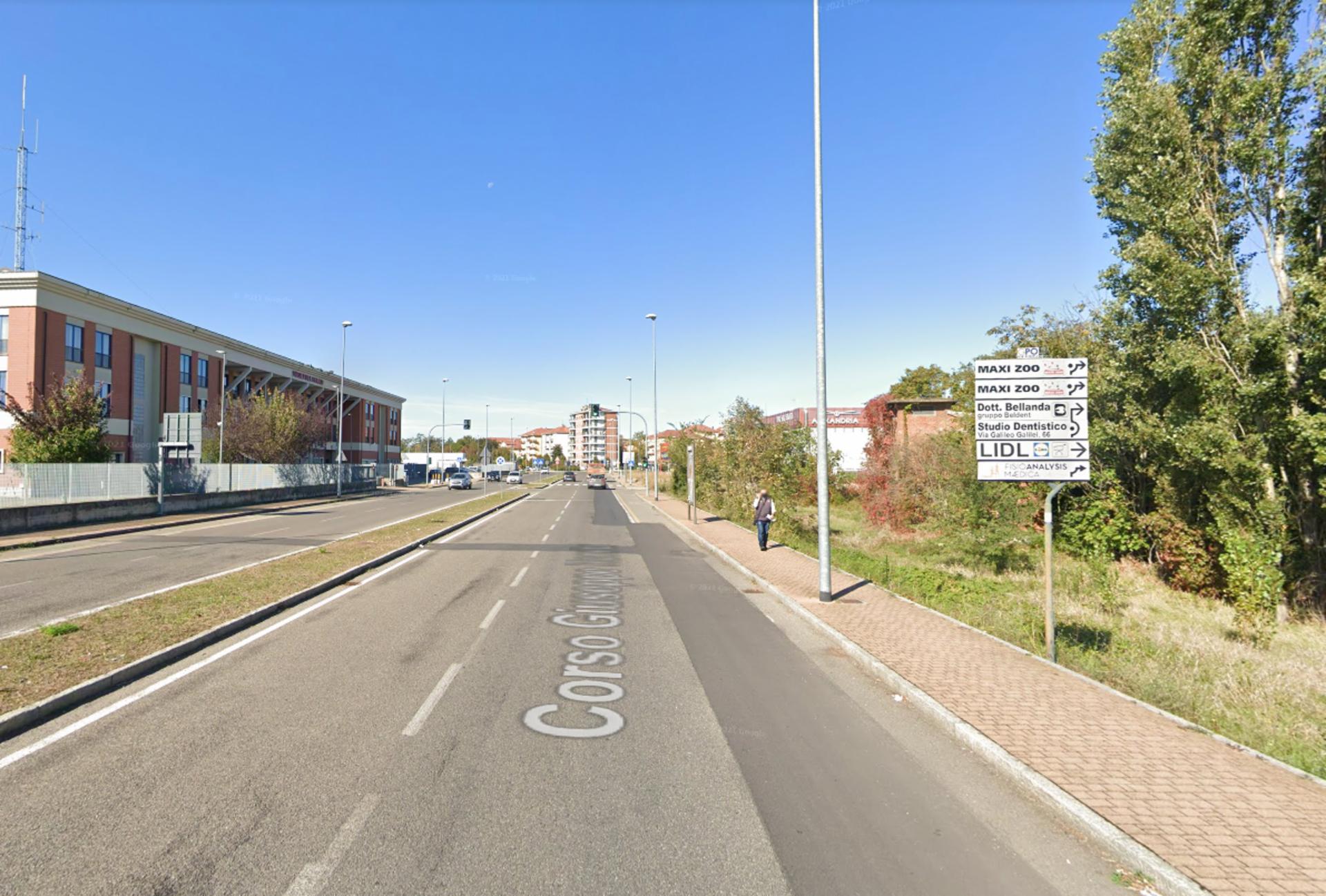 Impianto FRECCE / PREINSEGNE a Alessandria, in zona Bar Mario