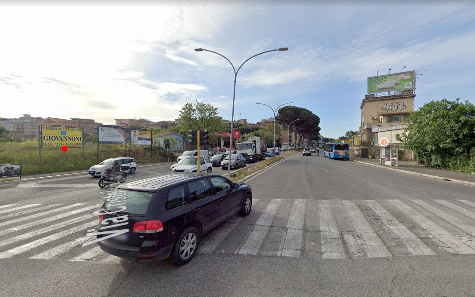 Impianto CARTELLONISTICA a Roma, in zona Carrefour Market