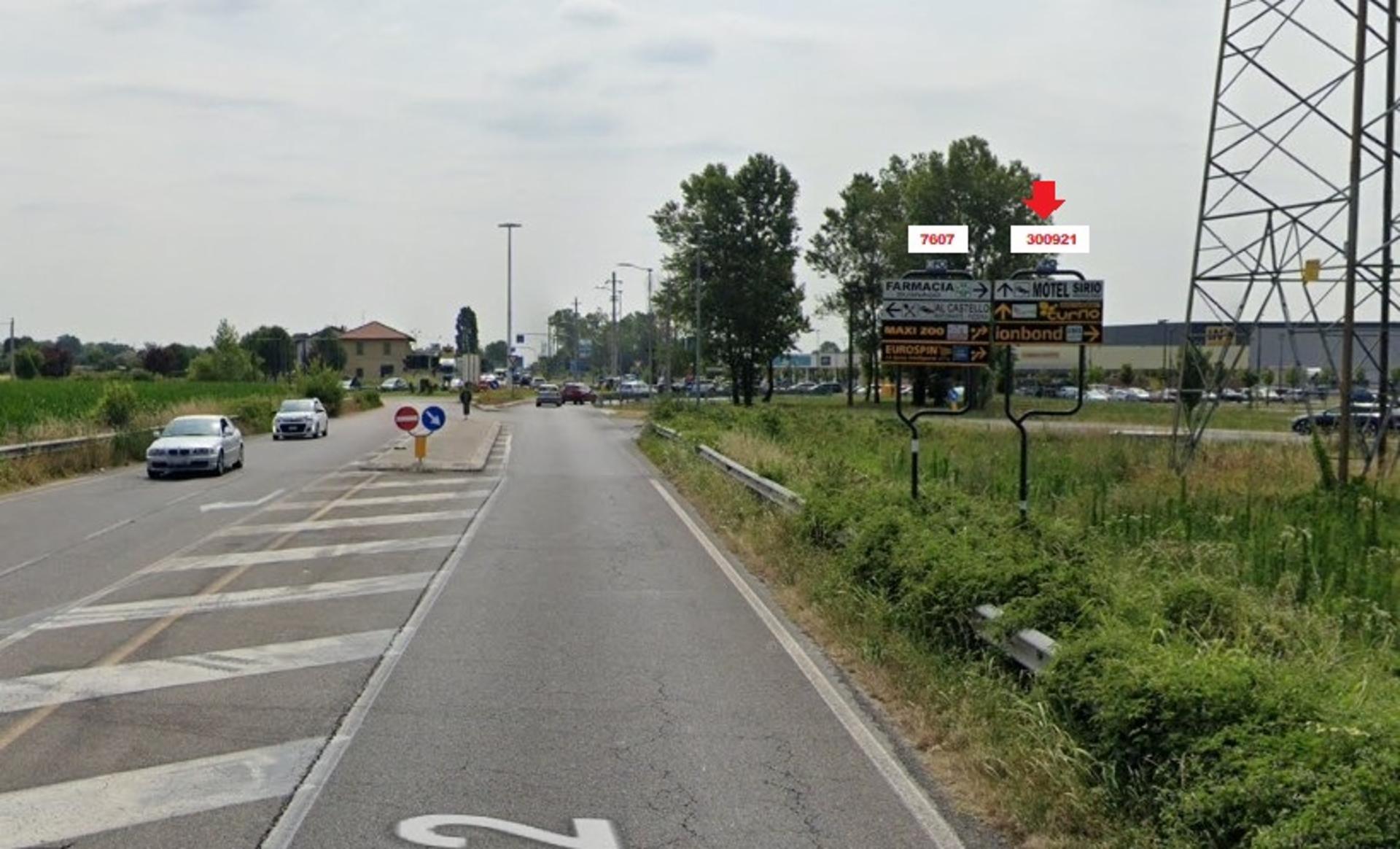 Impianto FRECCE / PREINSEGNE a Trezzo sull'Adda, in zona Cucine LUBE Creo