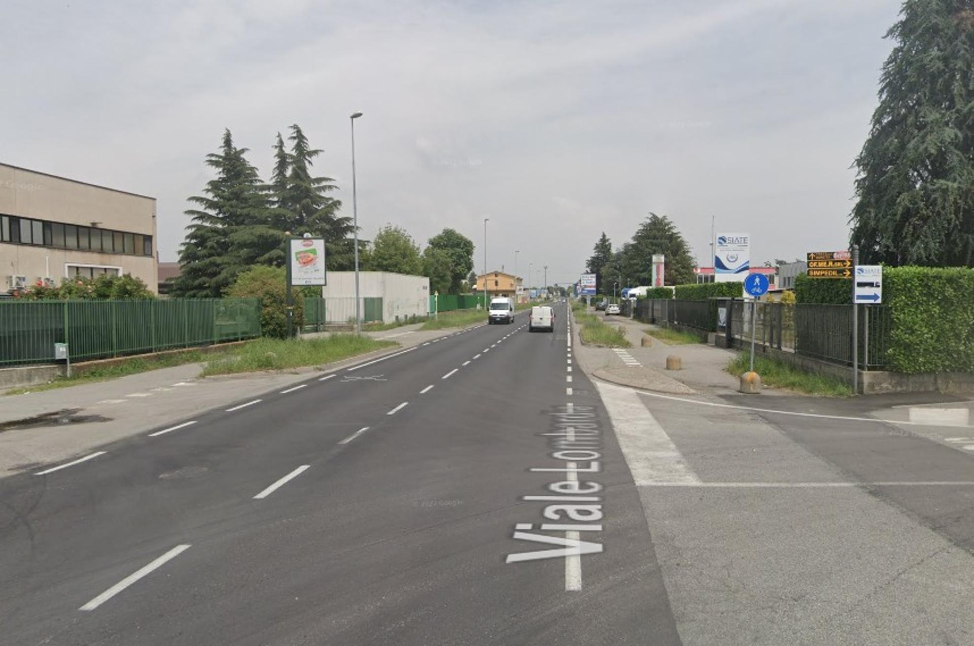 Impianto frecce / preinsegne a Trezzo sull'Adda