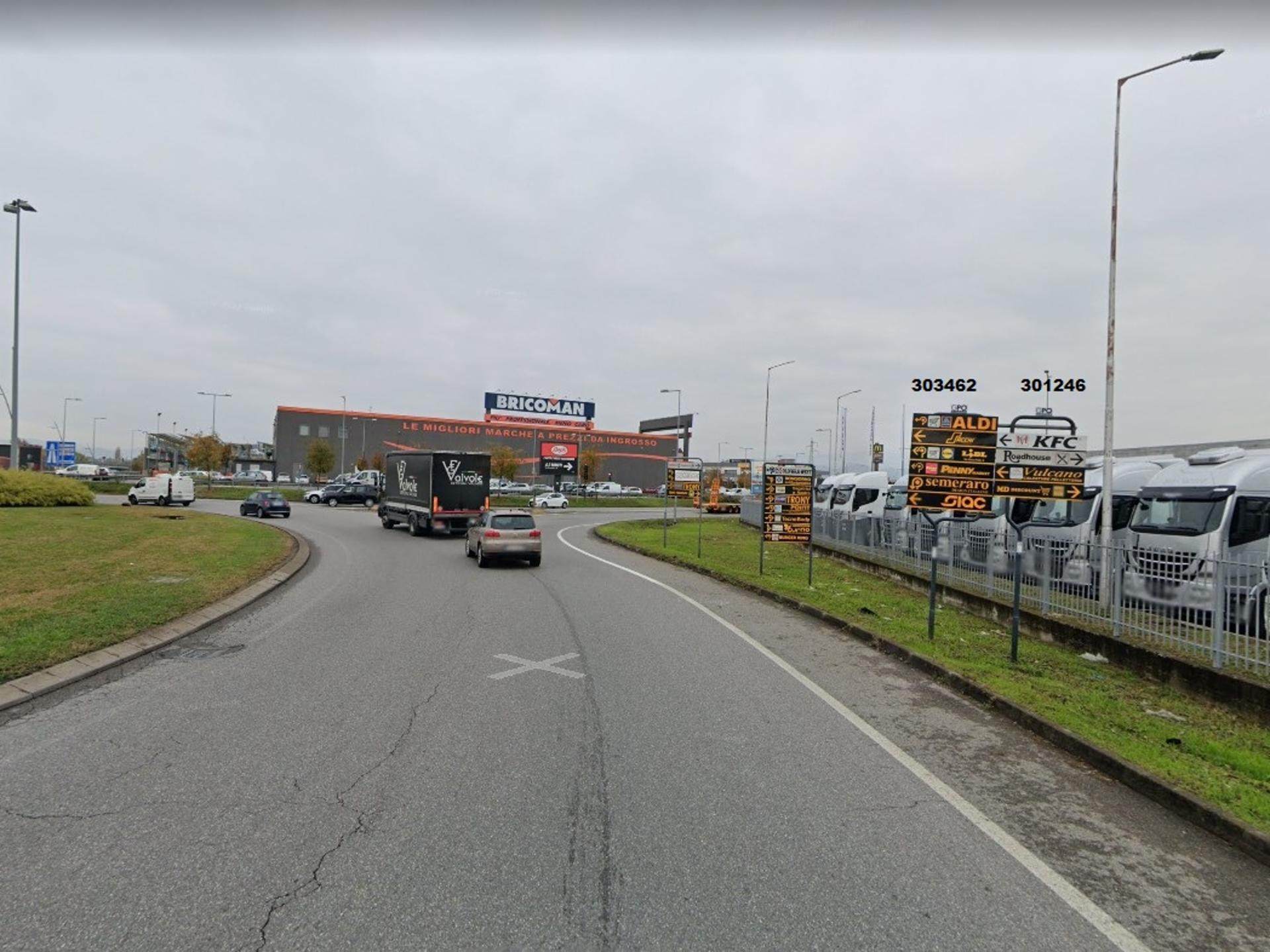 Impianto a S.S. 525 Km.  4+767/sx  Dalmine