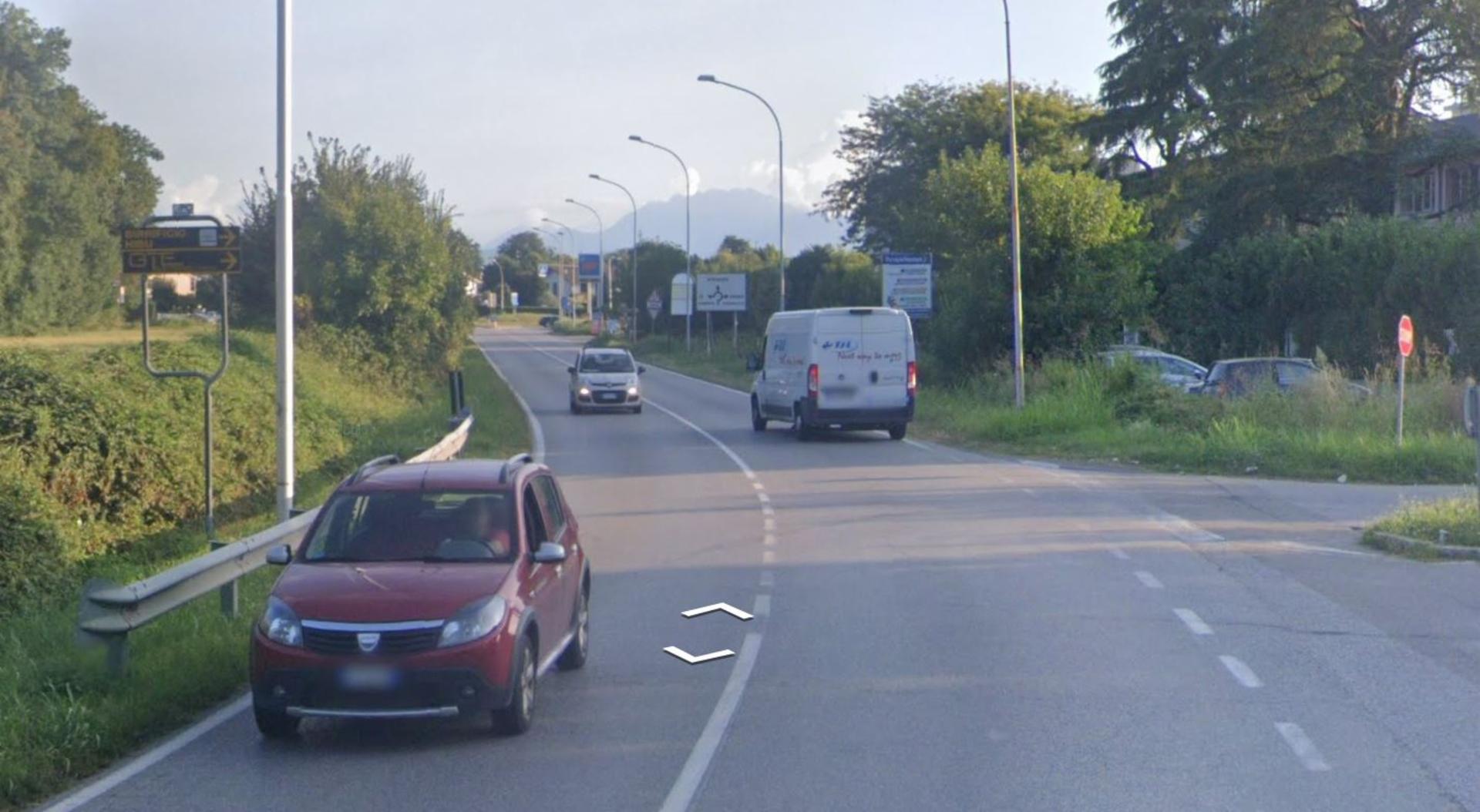 Impianto FRECCE / PREINSEGNE a Burago di Molgora, in zona Villa Mylius Oggioni