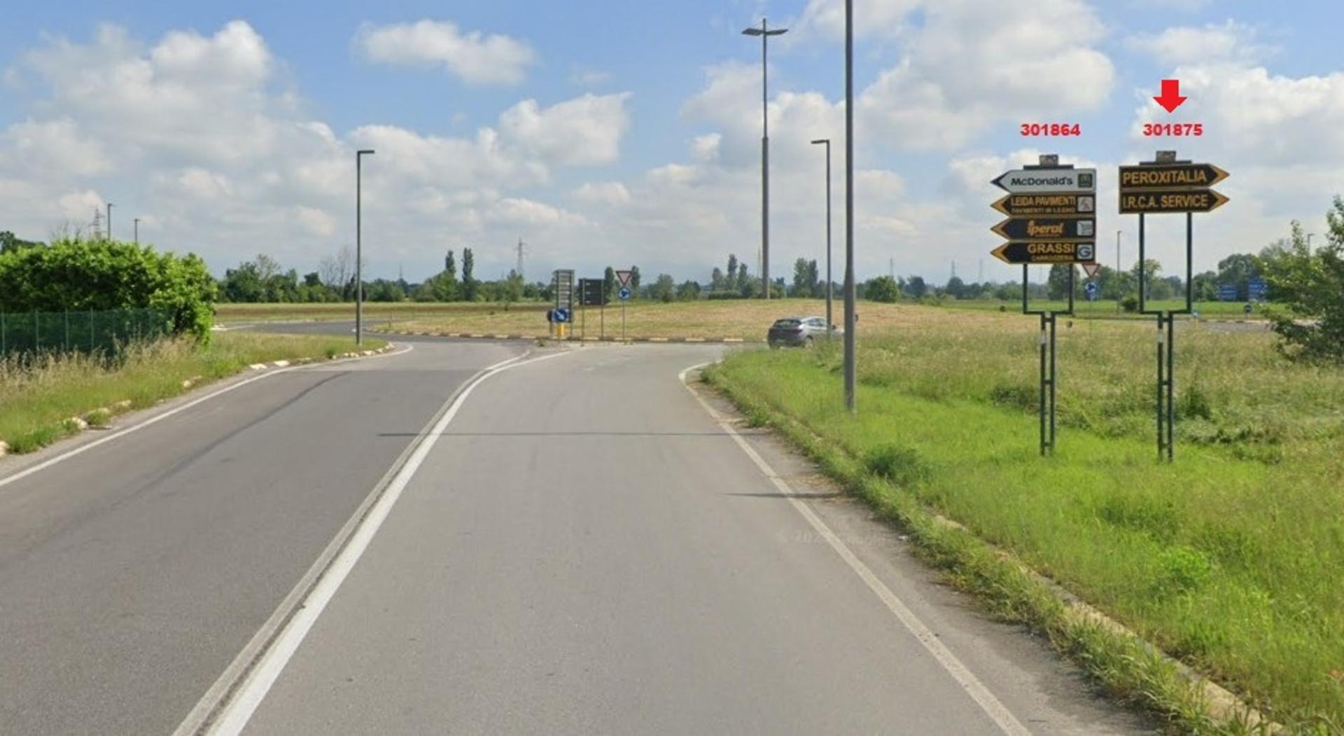 Impianto FRECCE / PREINSEGNE a Mozzanica, in zona Ernesto Rondini prodotti petroliferi