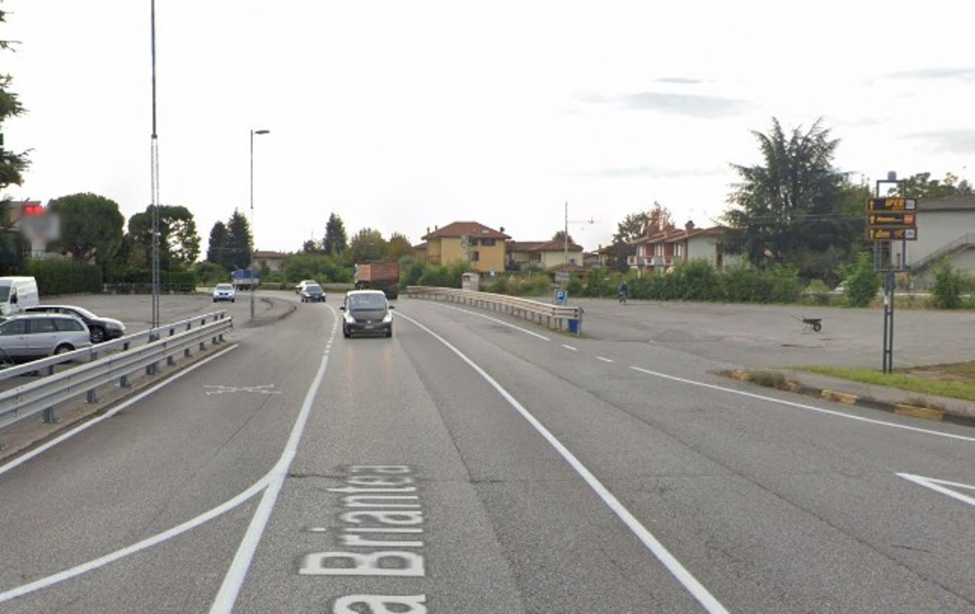 Impianto a EX S.S. 342 Km. 10+874/sx  Ambivere