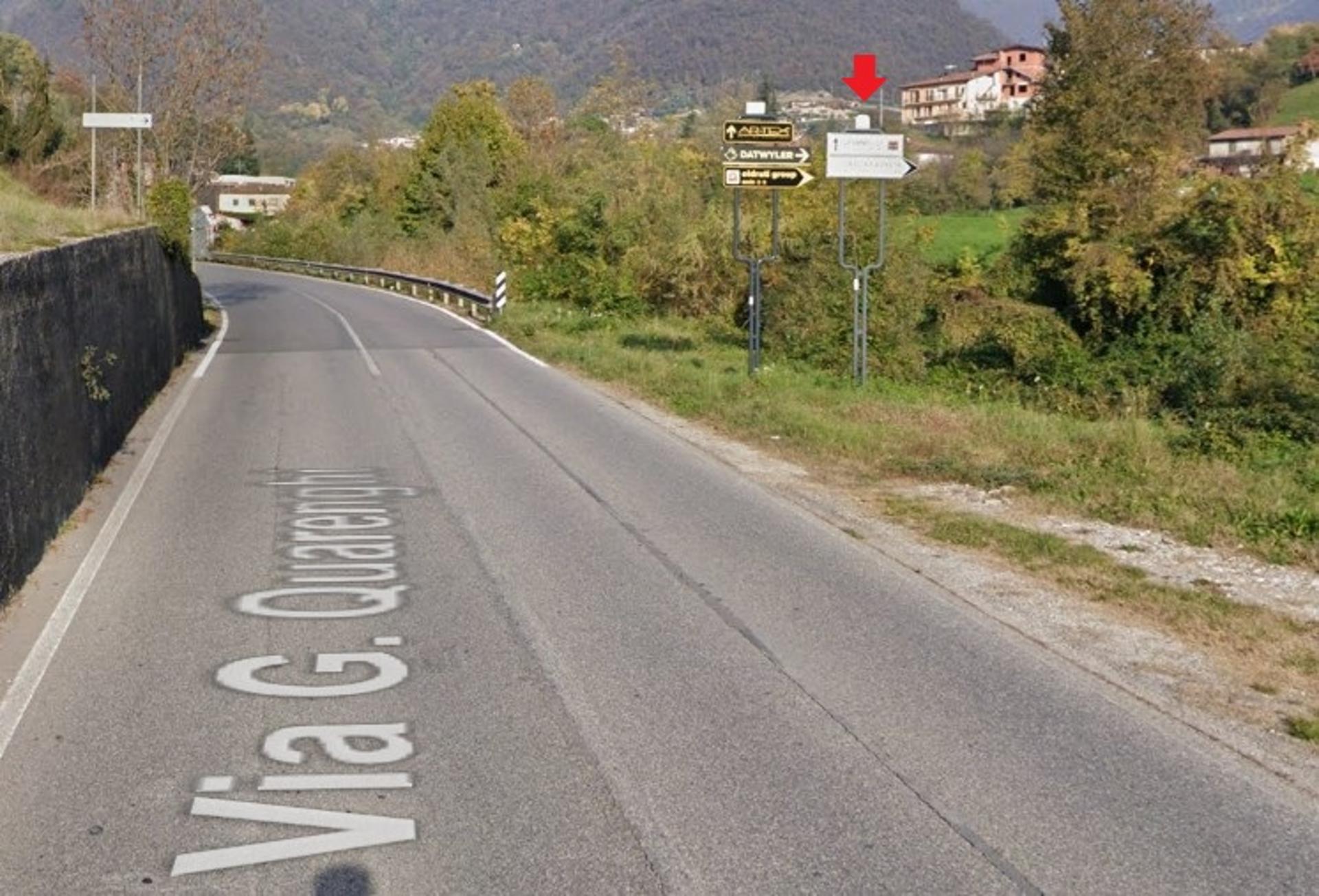 Impianto FRECCE / PREINSEGNE a Villongo, in zona Sarnico - via fornace (casot)