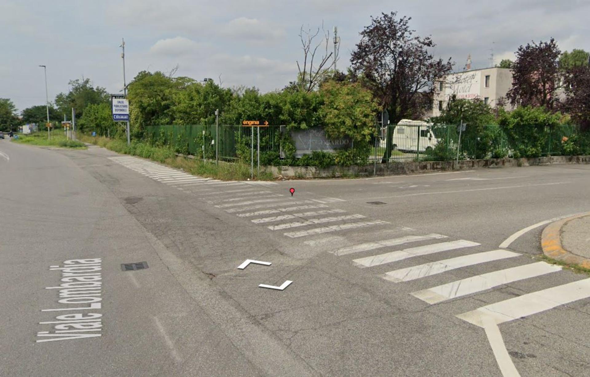 Impianto a VIALE Lombardia dir. centro città  Trezzo sull'Adda