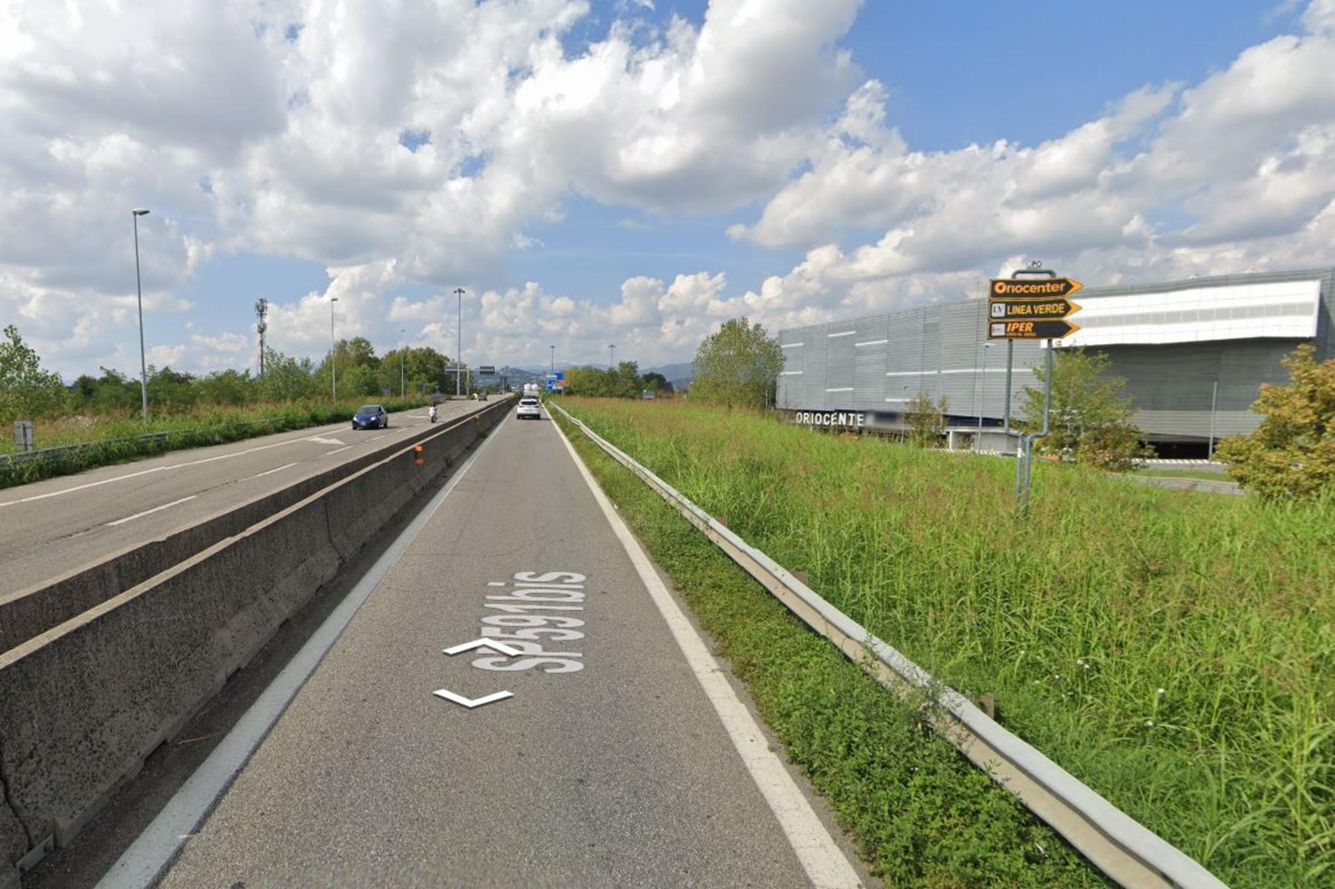 Impianto a EX S.S.591 BIS Km. 1+677/sx  Azzano San Paolo