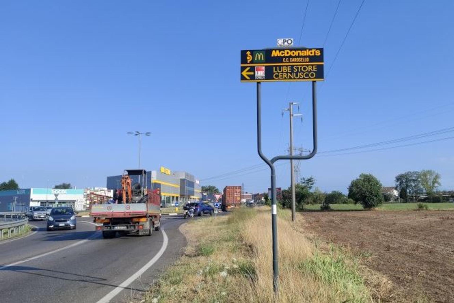 Impianto FRECCE / PREINSEGNE a Cernusco sul Naviglio, in zona Caffè Naviglio