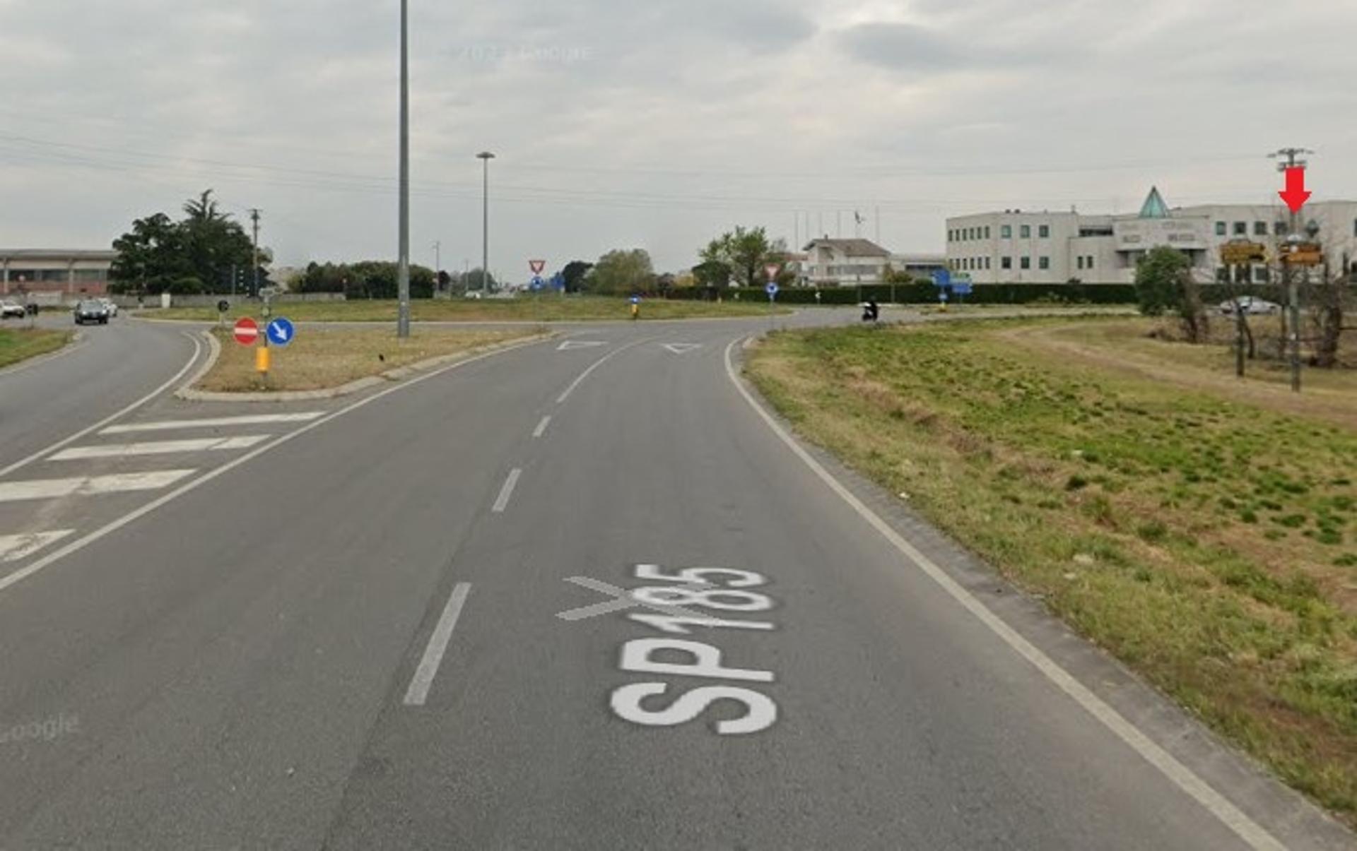 Impianto a S.P. 185 Km. 4+590/sx  Calvenzano