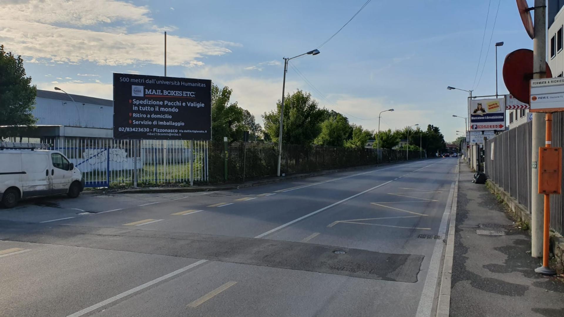 Impianto POSTER a Pieve Emanuele, in zona Mercatone dell'Arredamento