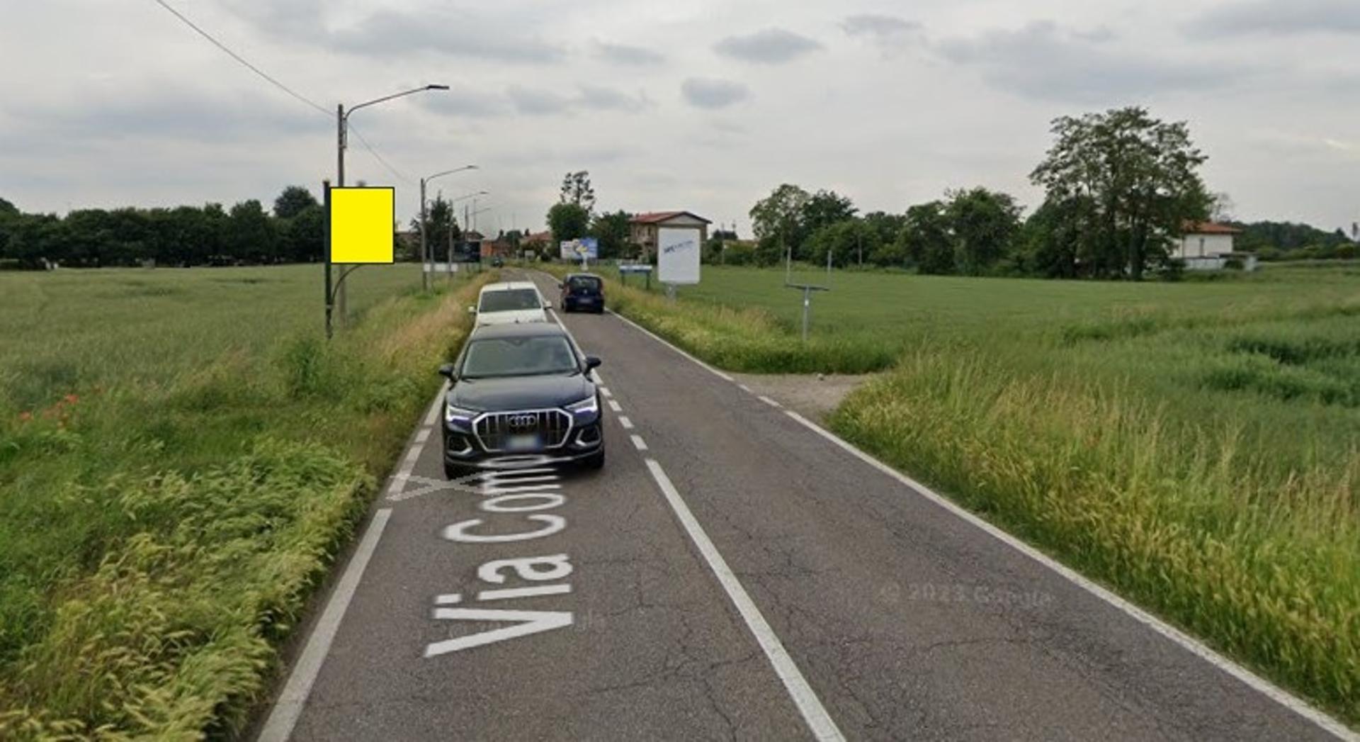Impianto CARTELLONISTICA a Saronno, in zona Centro Danza D&M