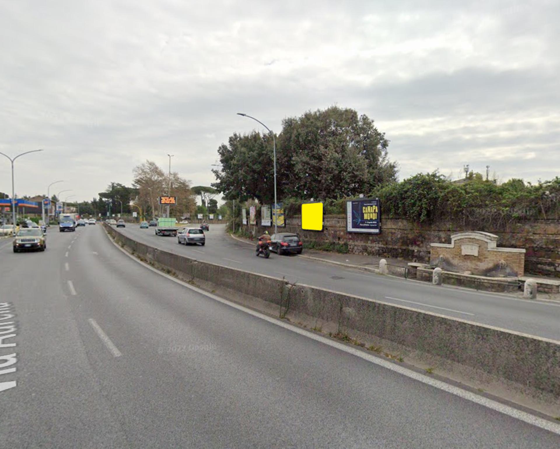 Impianto POSTER a Roma, in zona Burger King