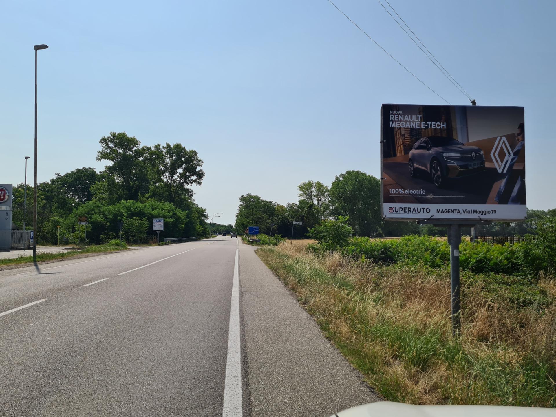 Impianto POSTER a Magenta, in zona Fit Active