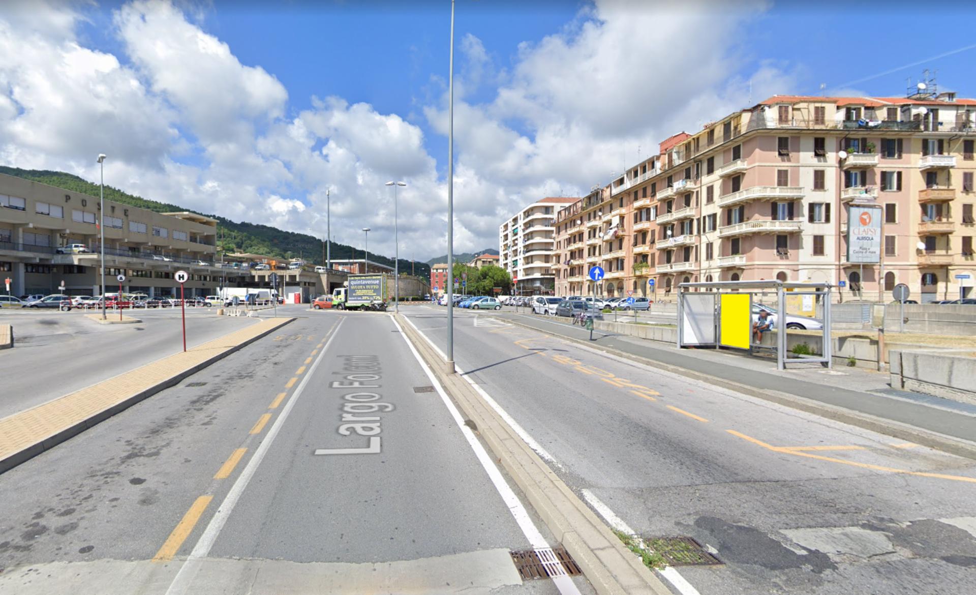 Impianto PENSILINA a Savona, in zona In's Mercato
