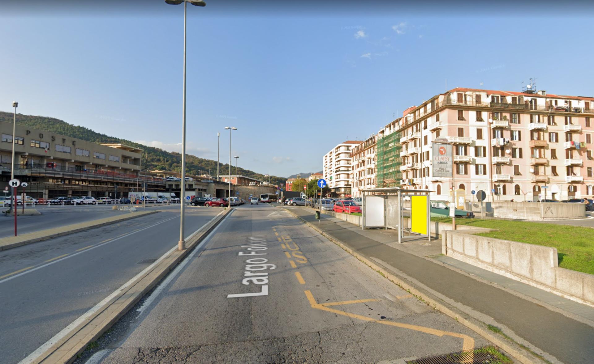 Impianto PENSILINA a Savona, in zona In's Mercato