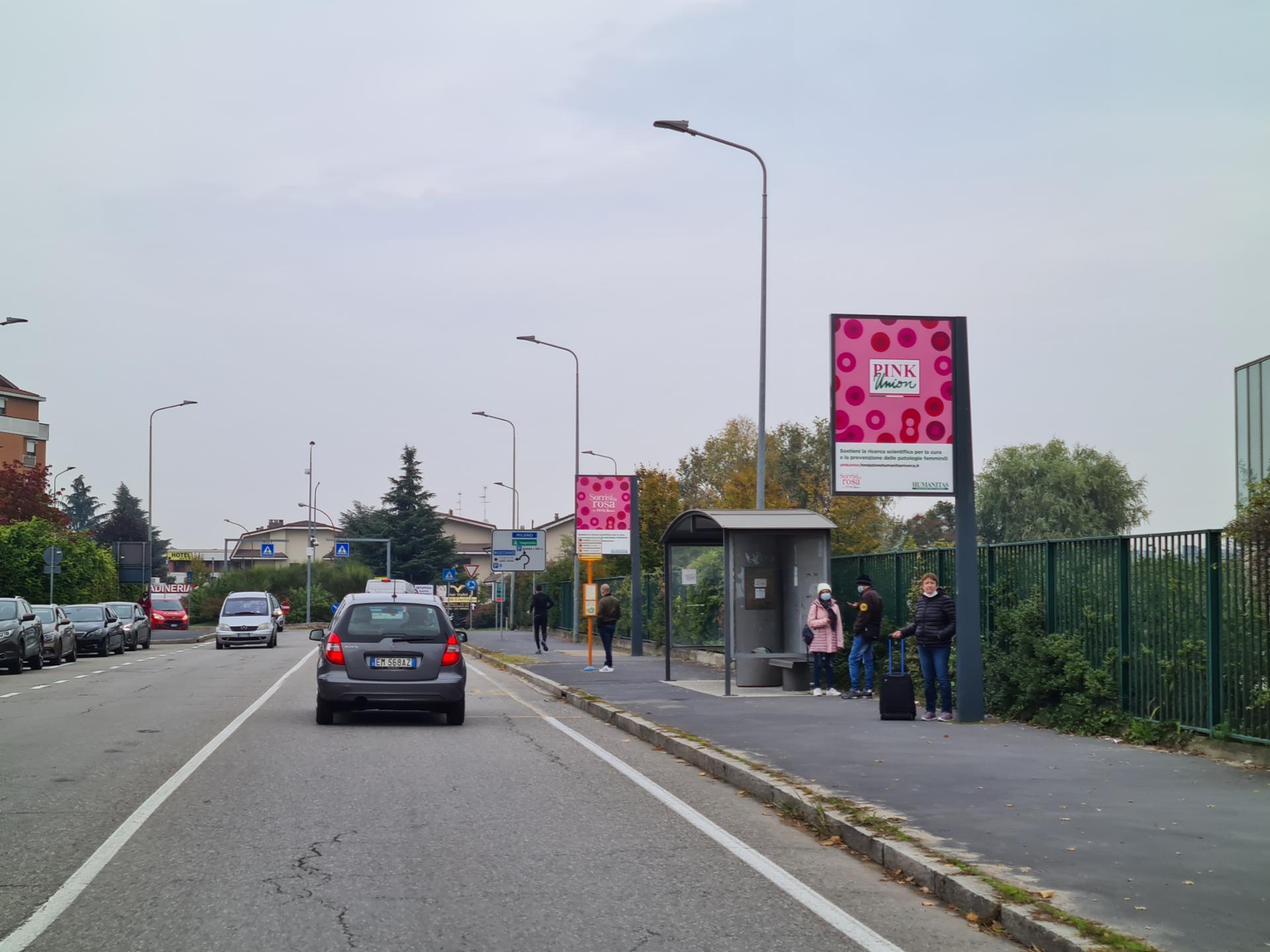 Impianto CARTELLONISTICA a Rozzano, in zona Bar Building 5