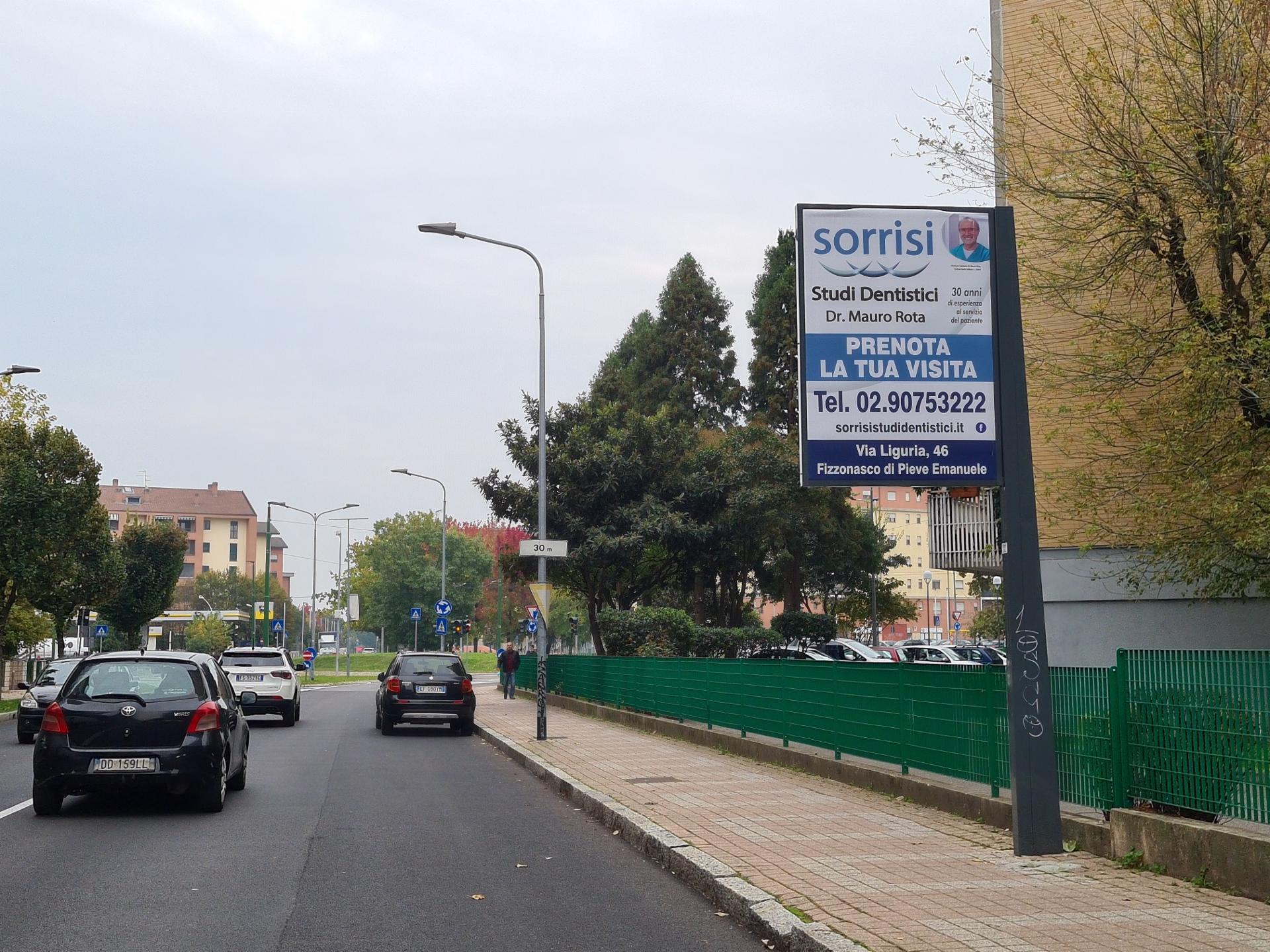 Impianto CARTELLONISTICA a Rozzano, in zona Palestra comunale AMA Sport