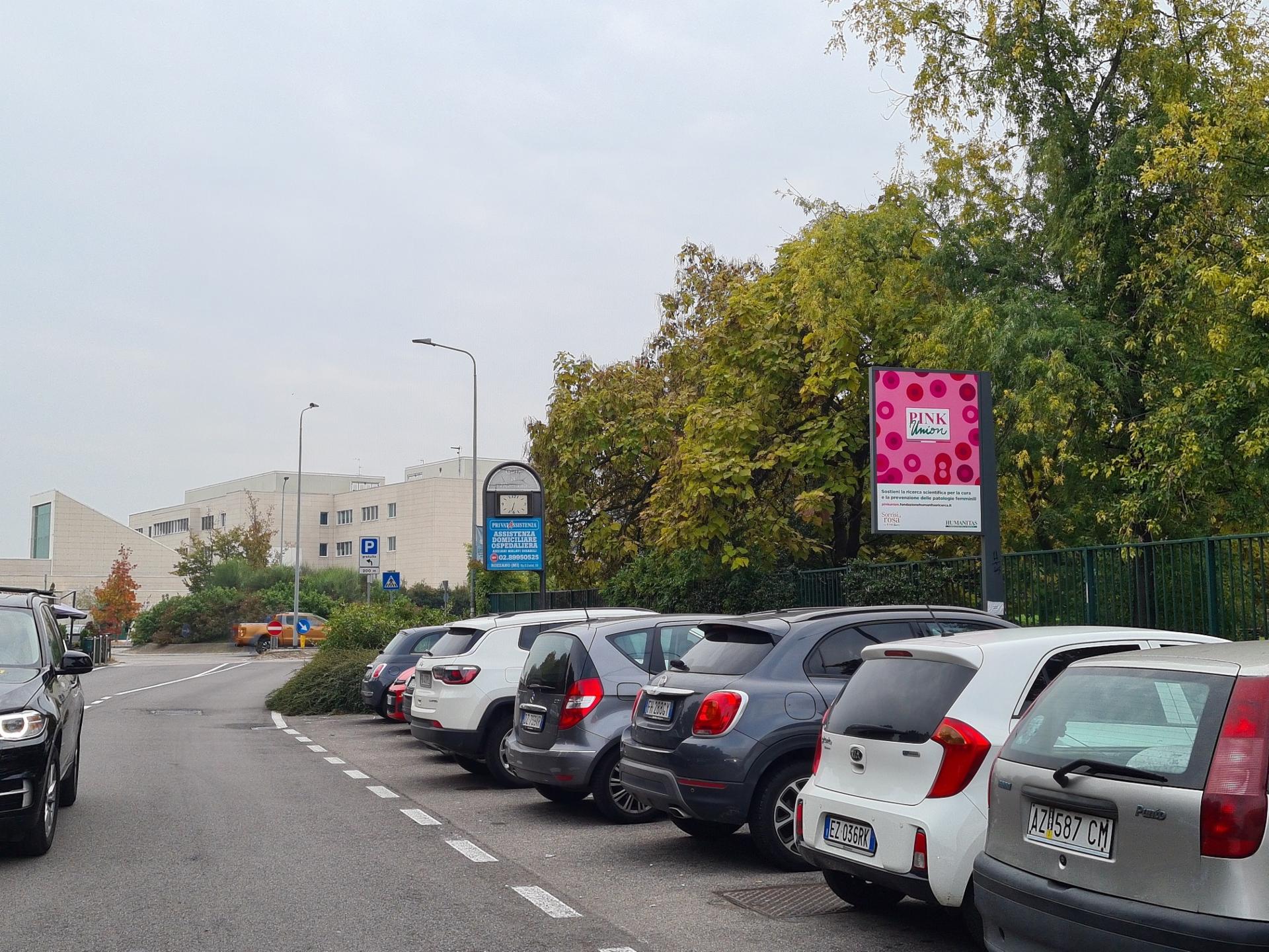 Impianto CARTELLONISTICA a Rozzano, in zona Miele & Caffè