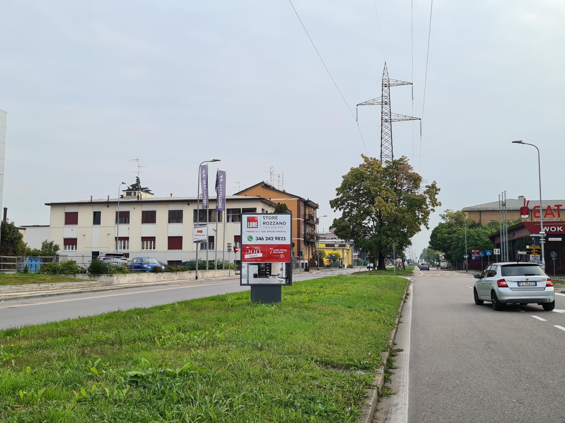 Impianto a VIALE MONTE AMIATA  30 mt prima di Via Stromboli dir. Centro Città  Rozzano
