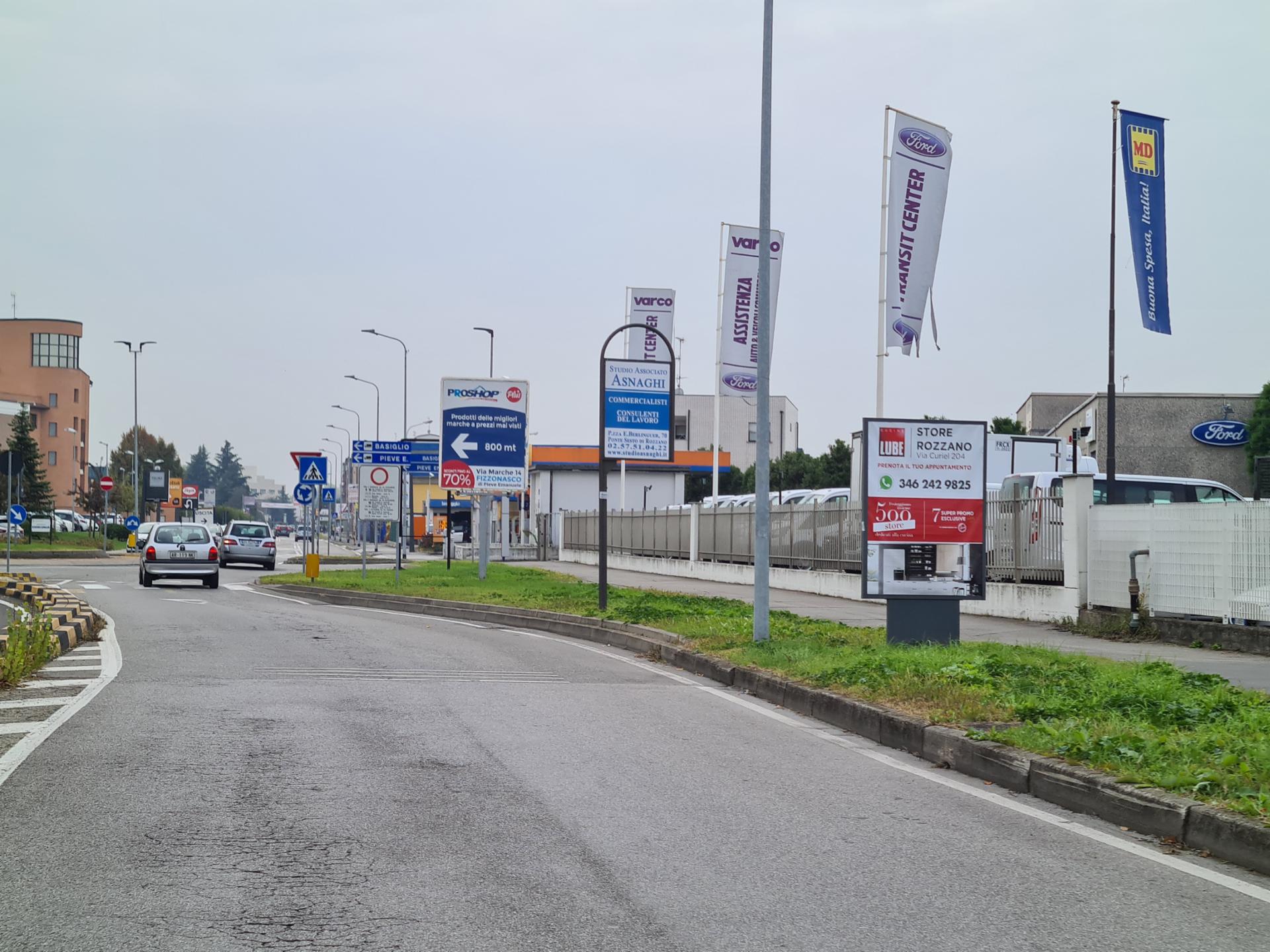 Impianto a VIA ALESSANDRO MANZONI 30 mt prima di Via Brodolini dir. Basiglio  Rozzano