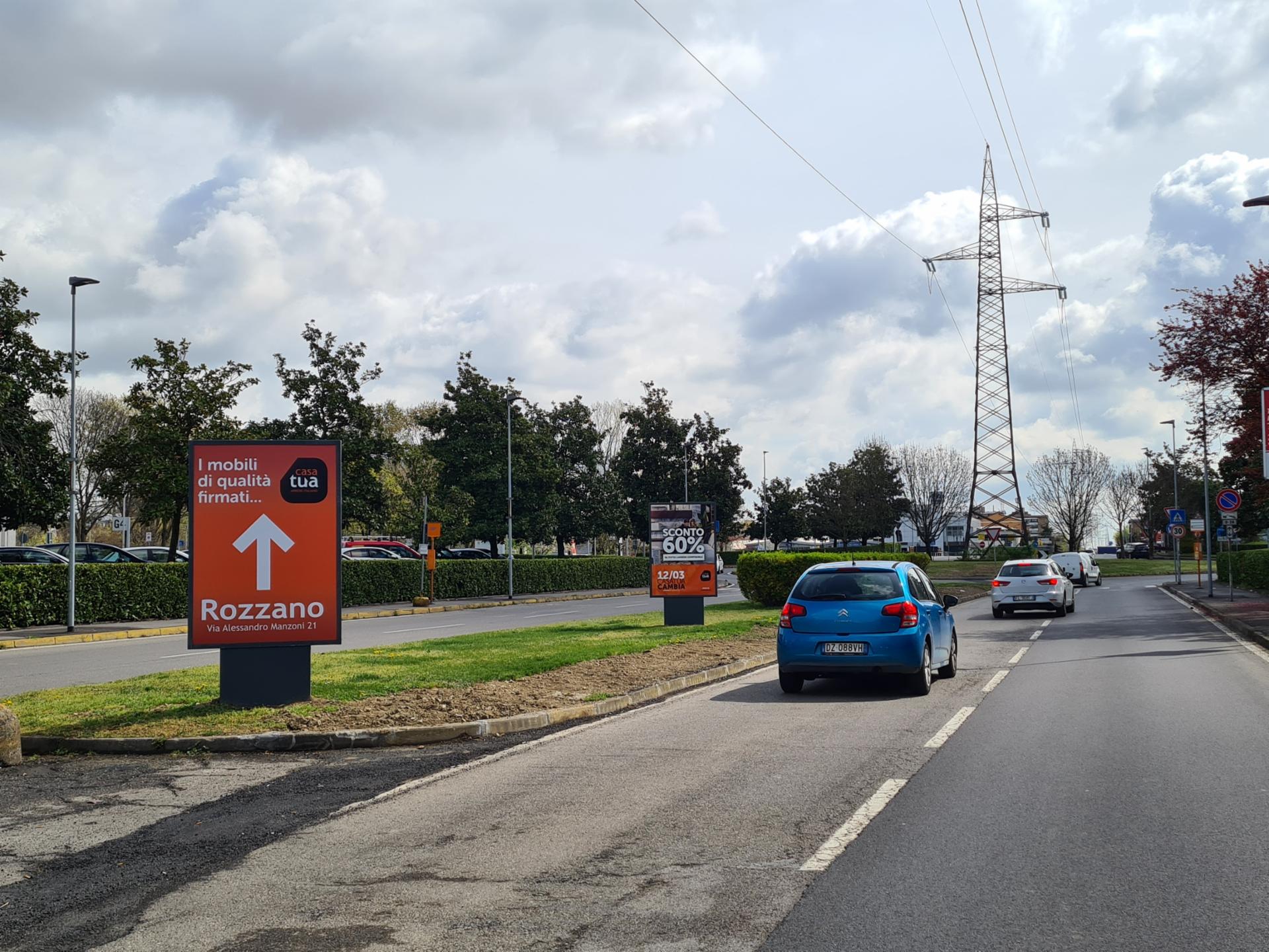 Impianto CARTELLONISTICA a Rozzano, in zona capatosta