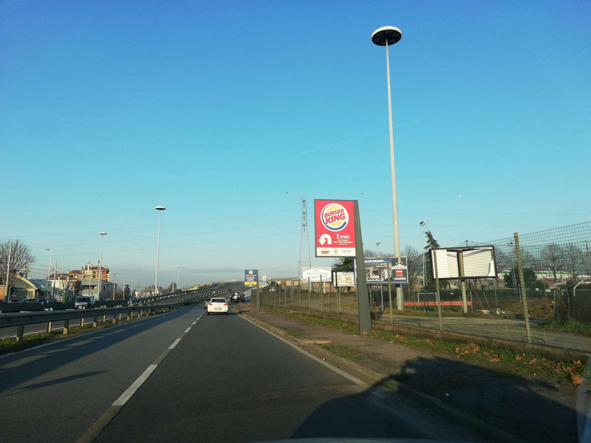 Impianto cartellonistica a Rozzano