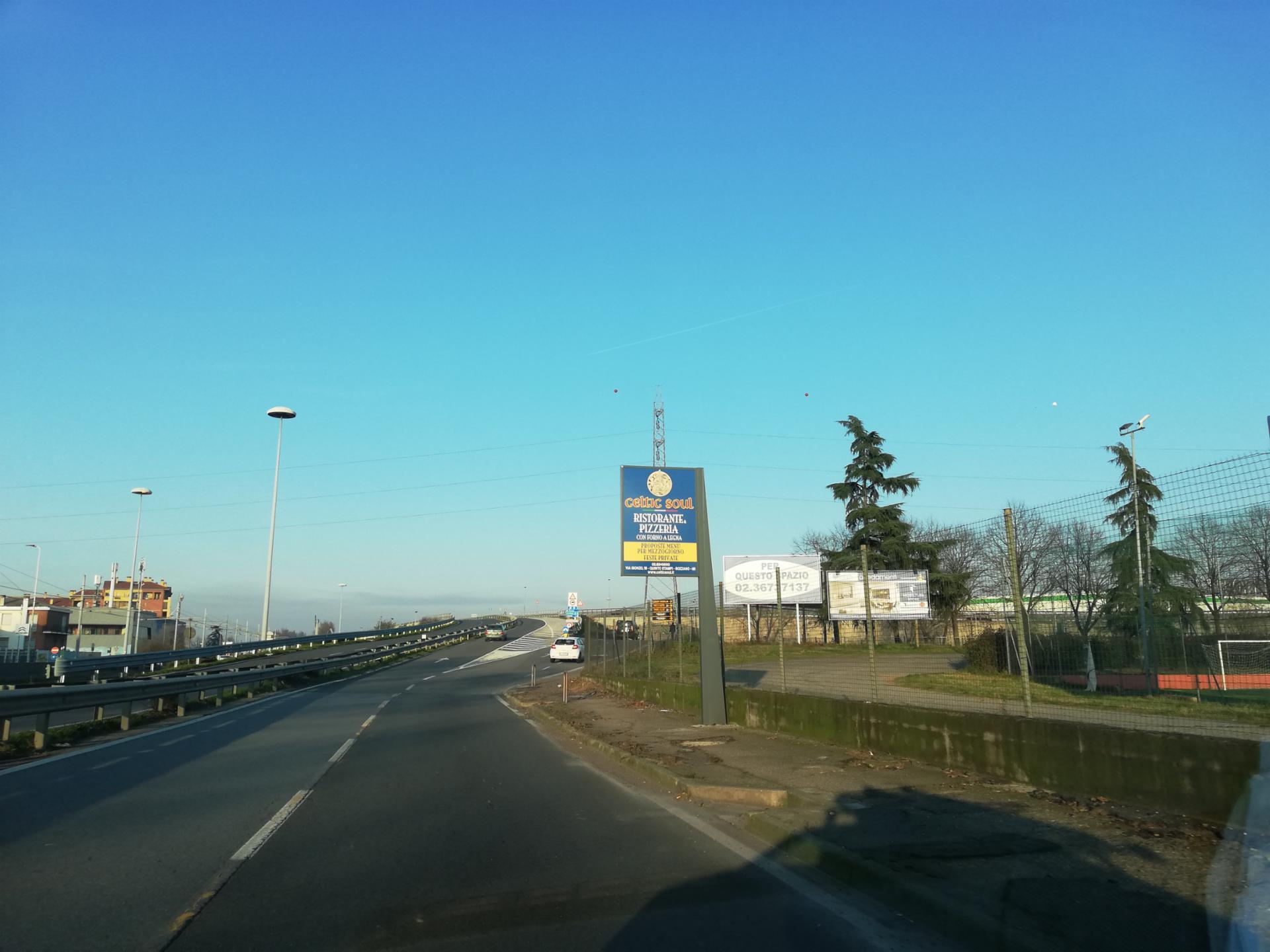 Impianto a Via Curiel 100 mt dopo ponte Tangenziale  Rozzano