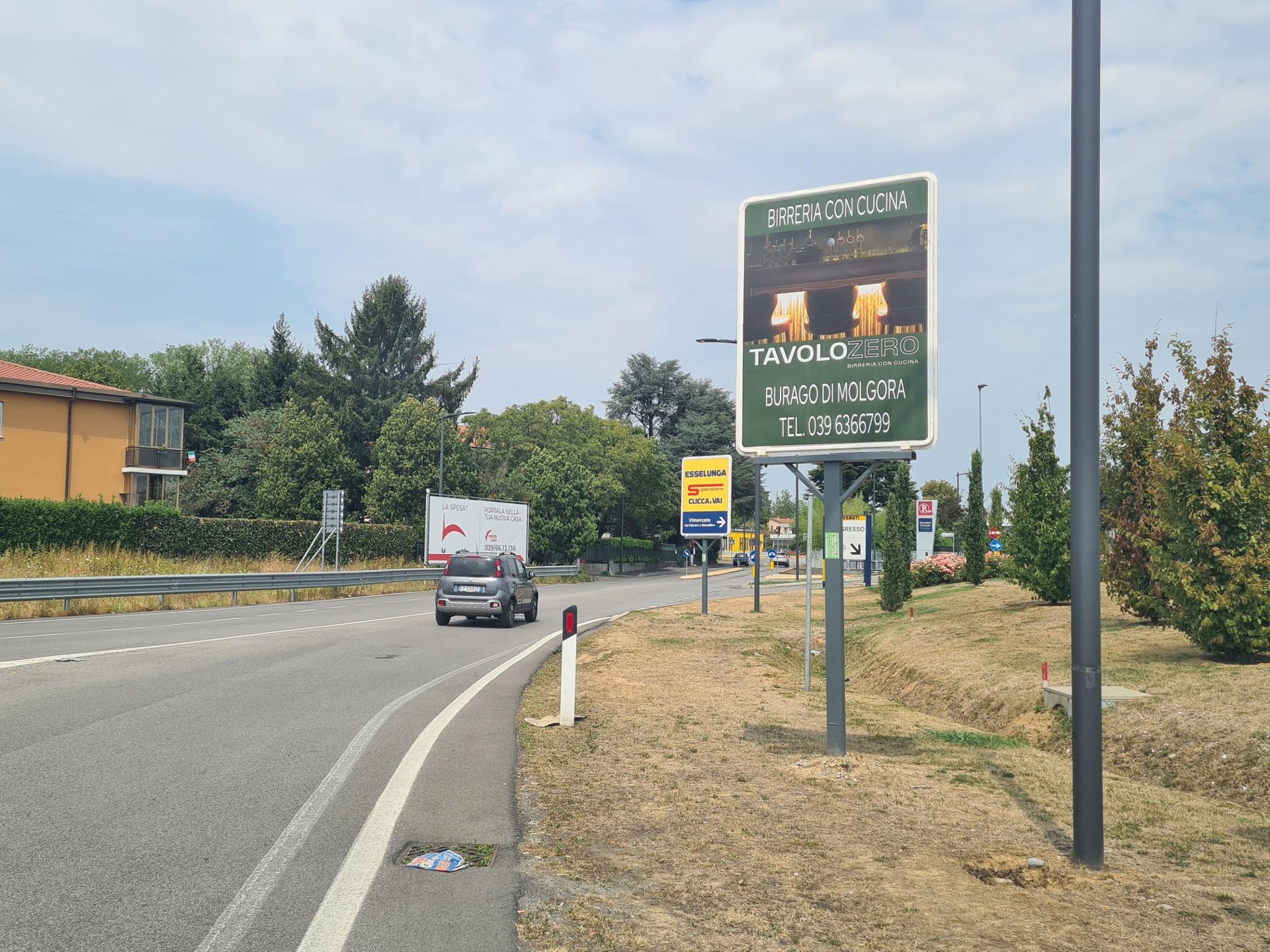 Impianto CARTELLONISTICA a Vimercate, in zona Seconda Strada